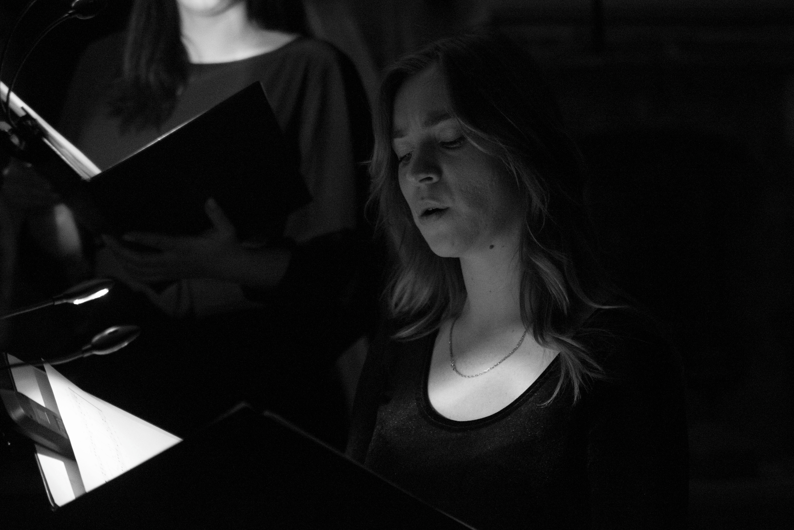 Музей «Огни Москвы» (съемка в темноте). Стильный портретный и семейный фотограф в Москве Ника Артуньянц