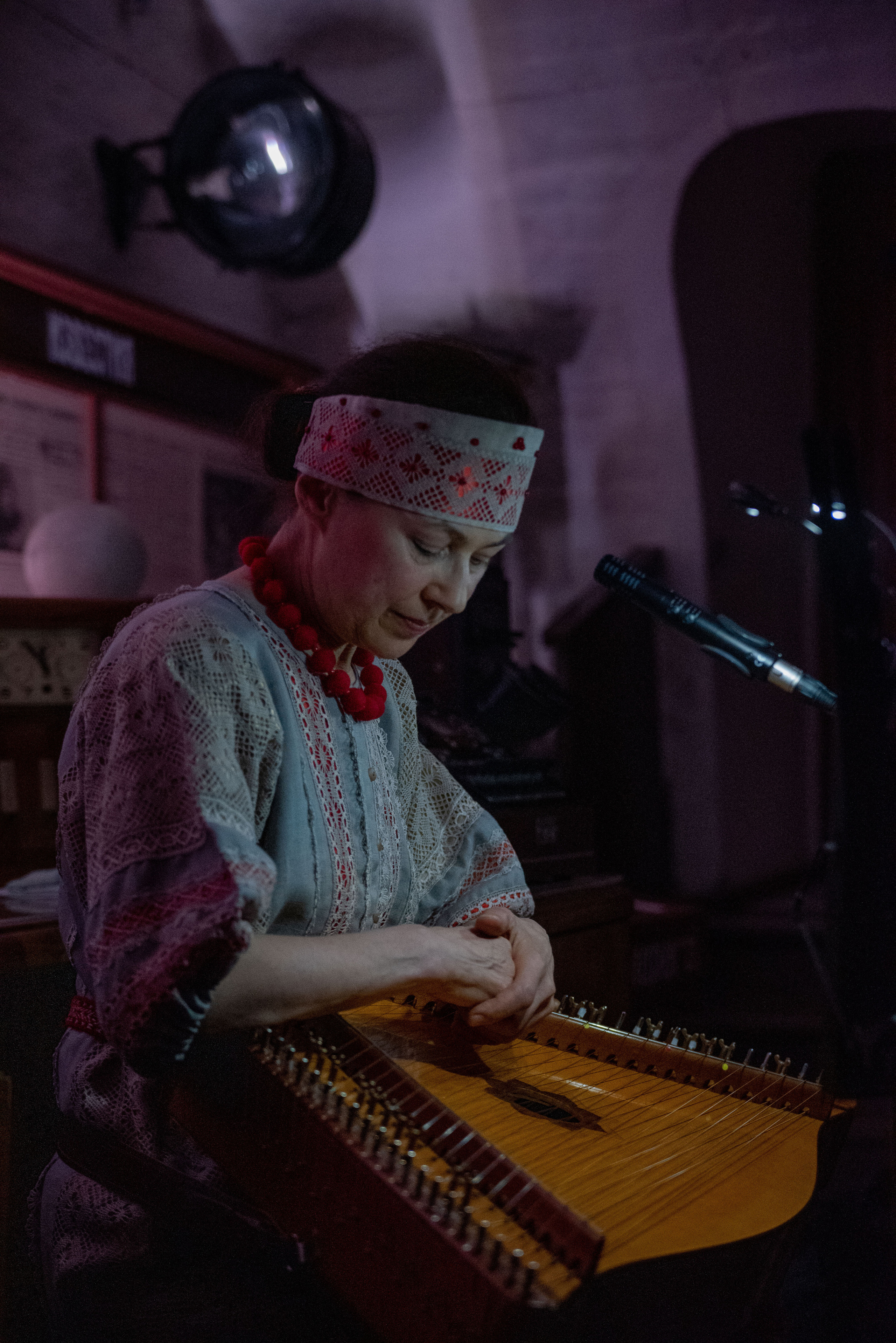 Музей «Огни Москвы» (съемка в темноте). Стильный портретный и семейный фотограф в Москве Ника Артуньянц