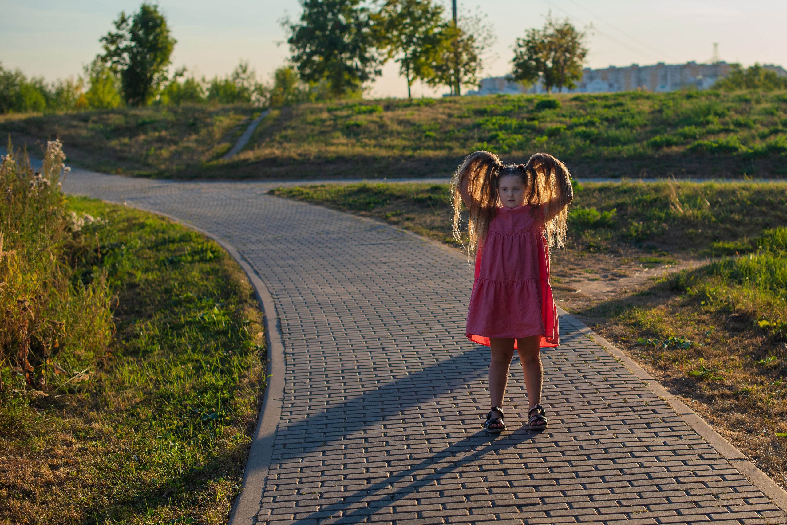 Арина и Варвара. Стильный портретный и семейный фотограф в Москве Ника Артуньянц