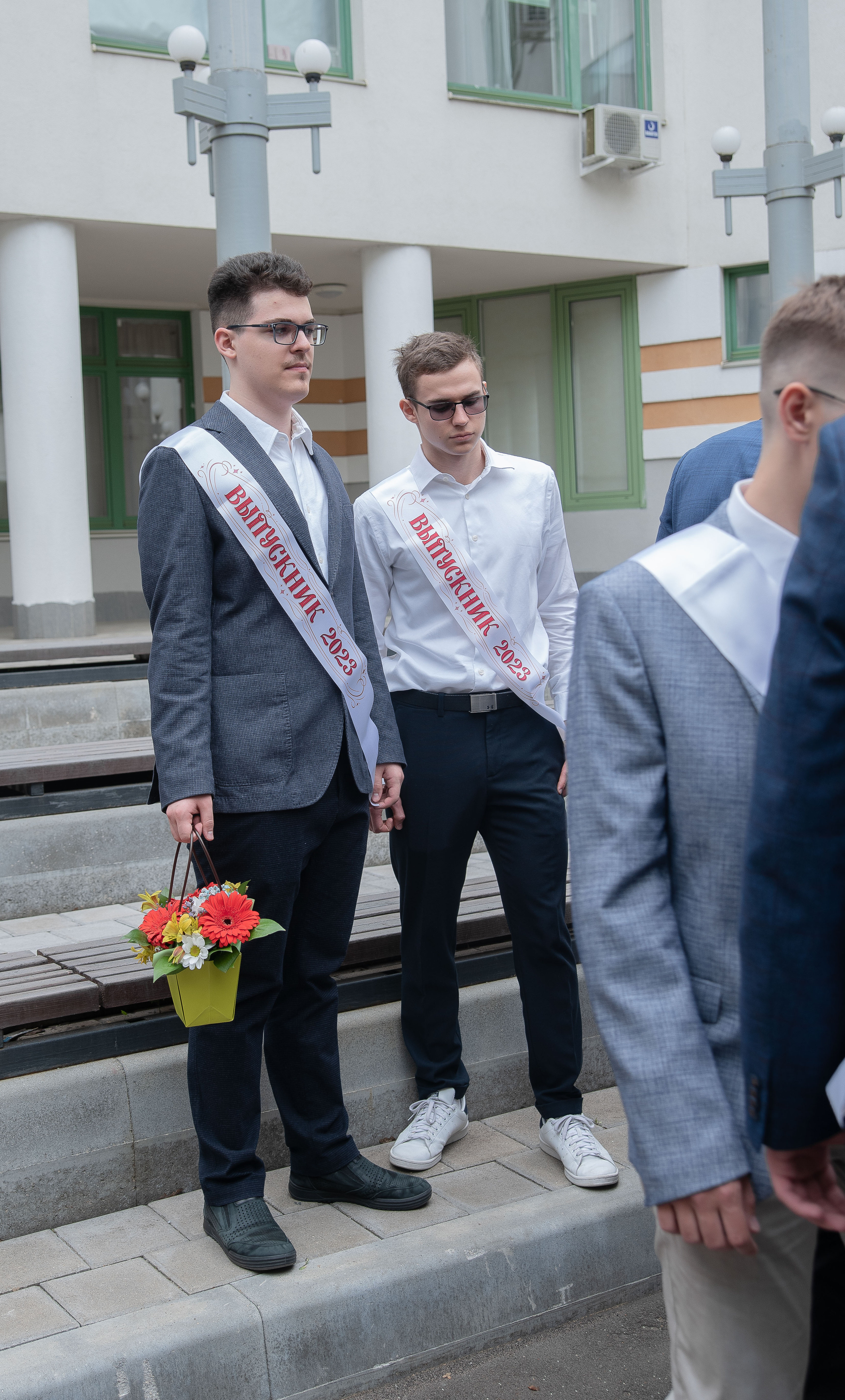 Последний звонок. Стильный портретный и семейный фотограф в Москве Ника Артуньянц