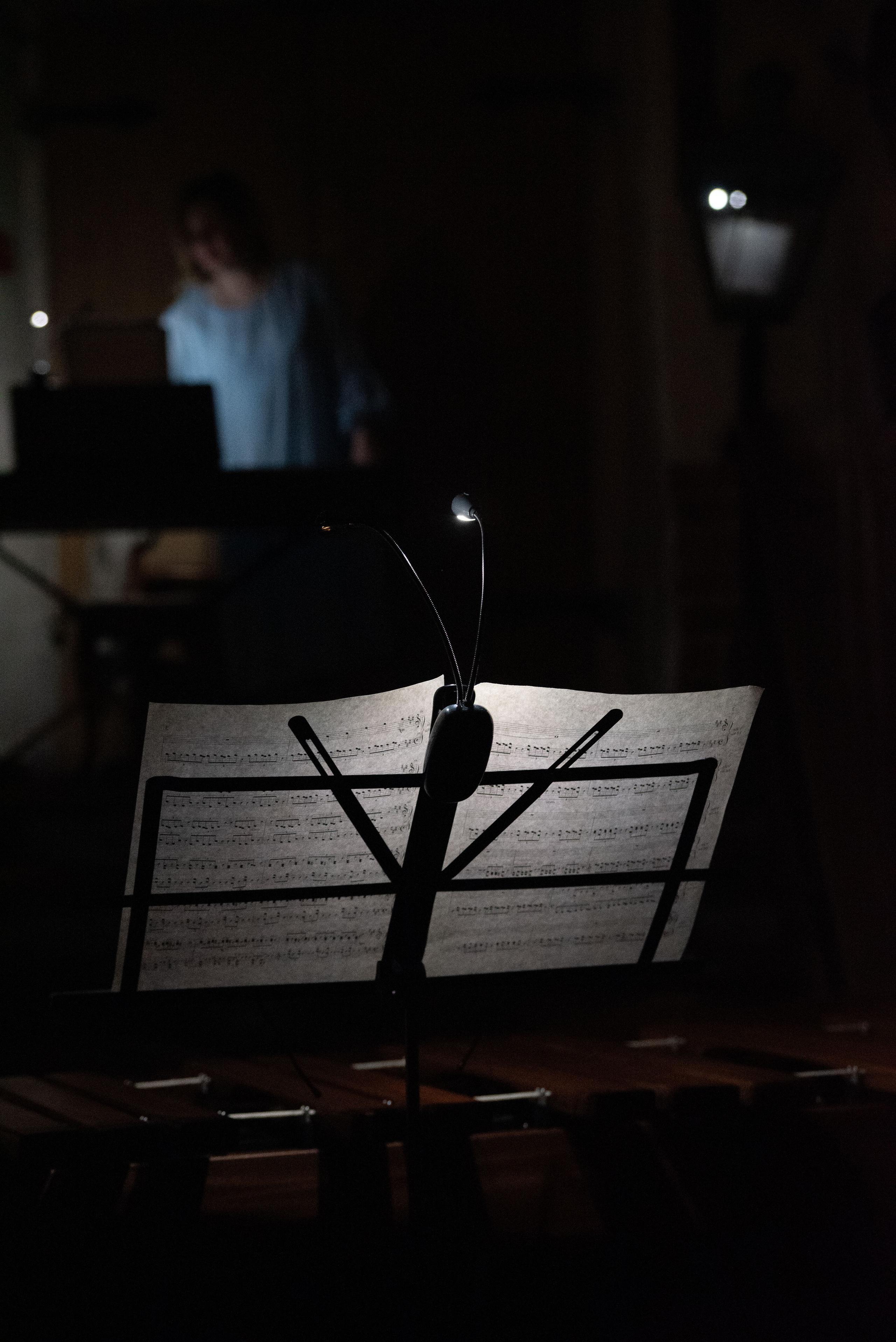 Музей «Огни Москвы» (съемка в темноте). Стильный портретный и семейный фотограф в Москве Ника Артуньянц