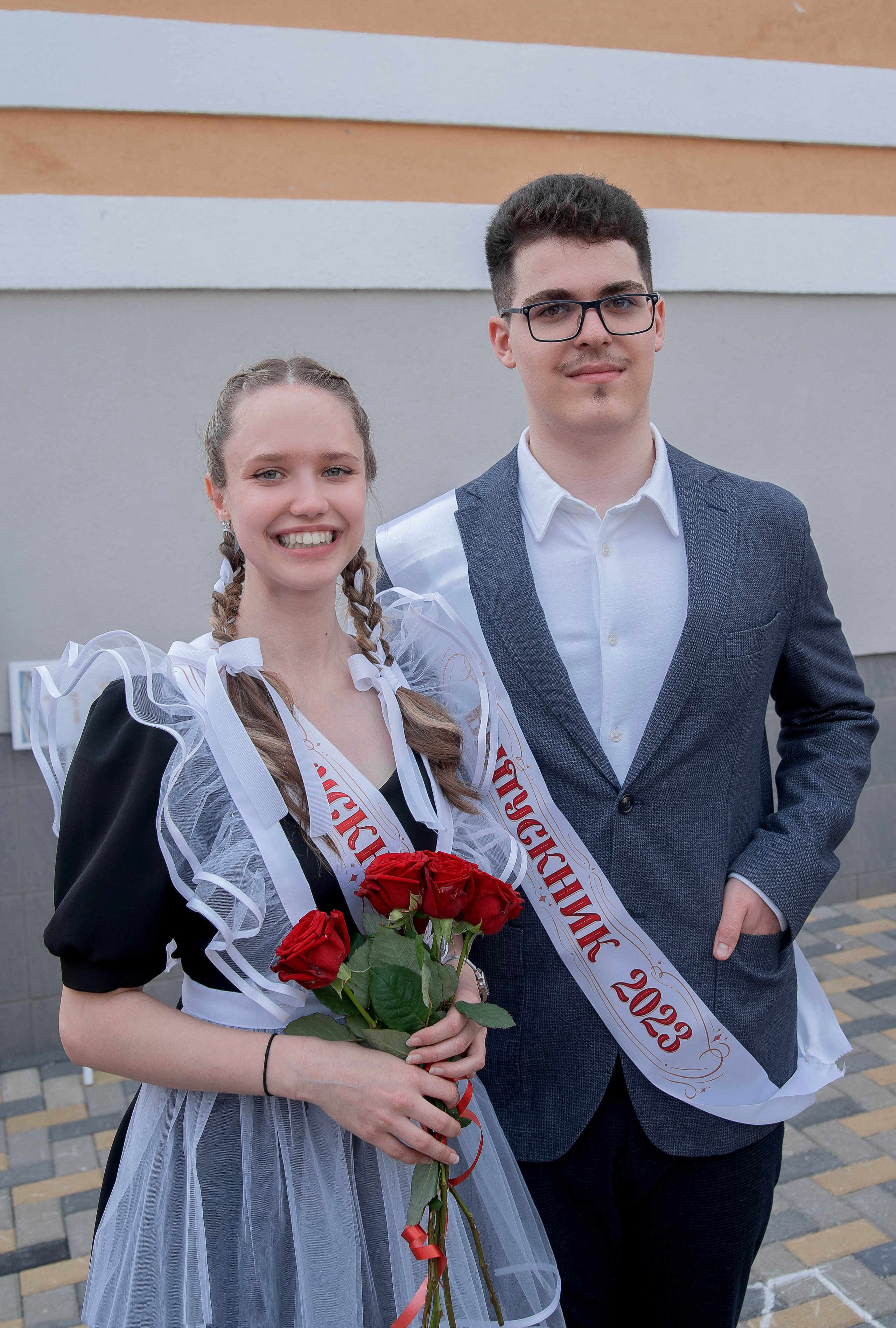 Последний звонок. Стильный портретный и семейный фотограф в Москве Ника Артуньянц