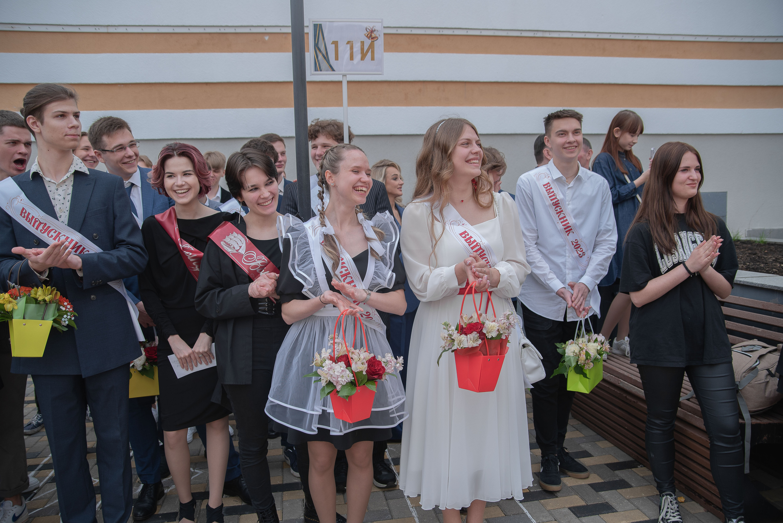 Последний звонок. Стильный портретный и семейный фотограф в Москве Ника Артуньянц