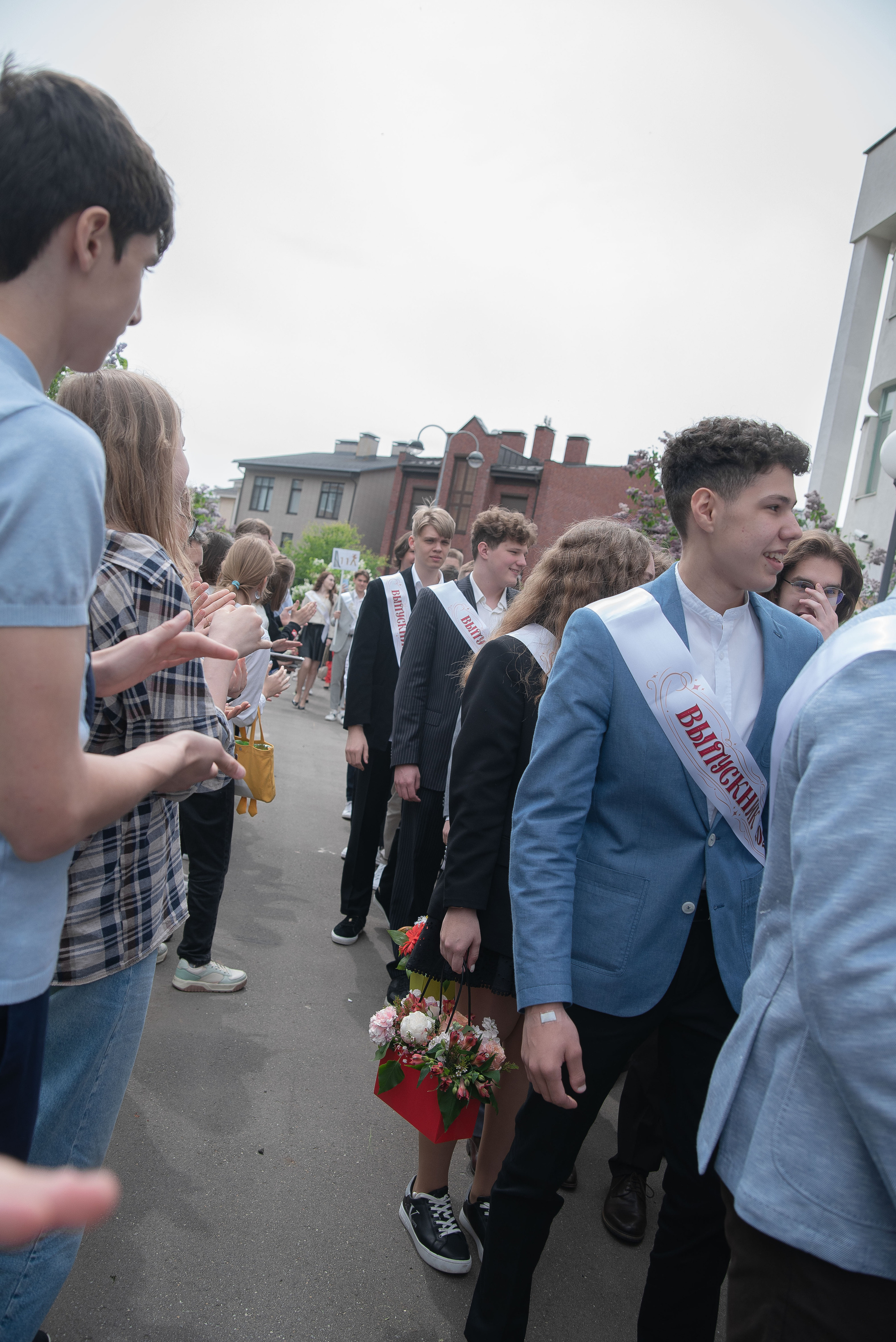Последний звонок. Стильный портретный и семейный фотограф в Москве Ника Артуньянц