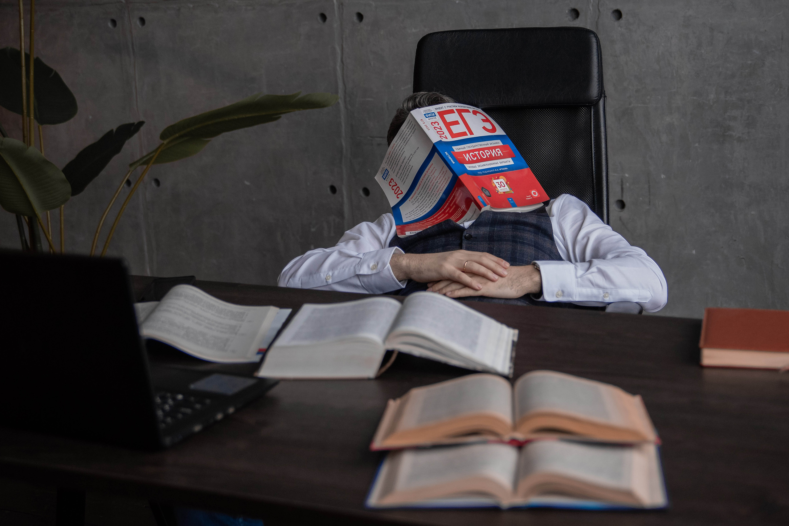 Лев (преподаватель истории). Стильный портретный и семейный фотограф в Москве Ника Артуньянц