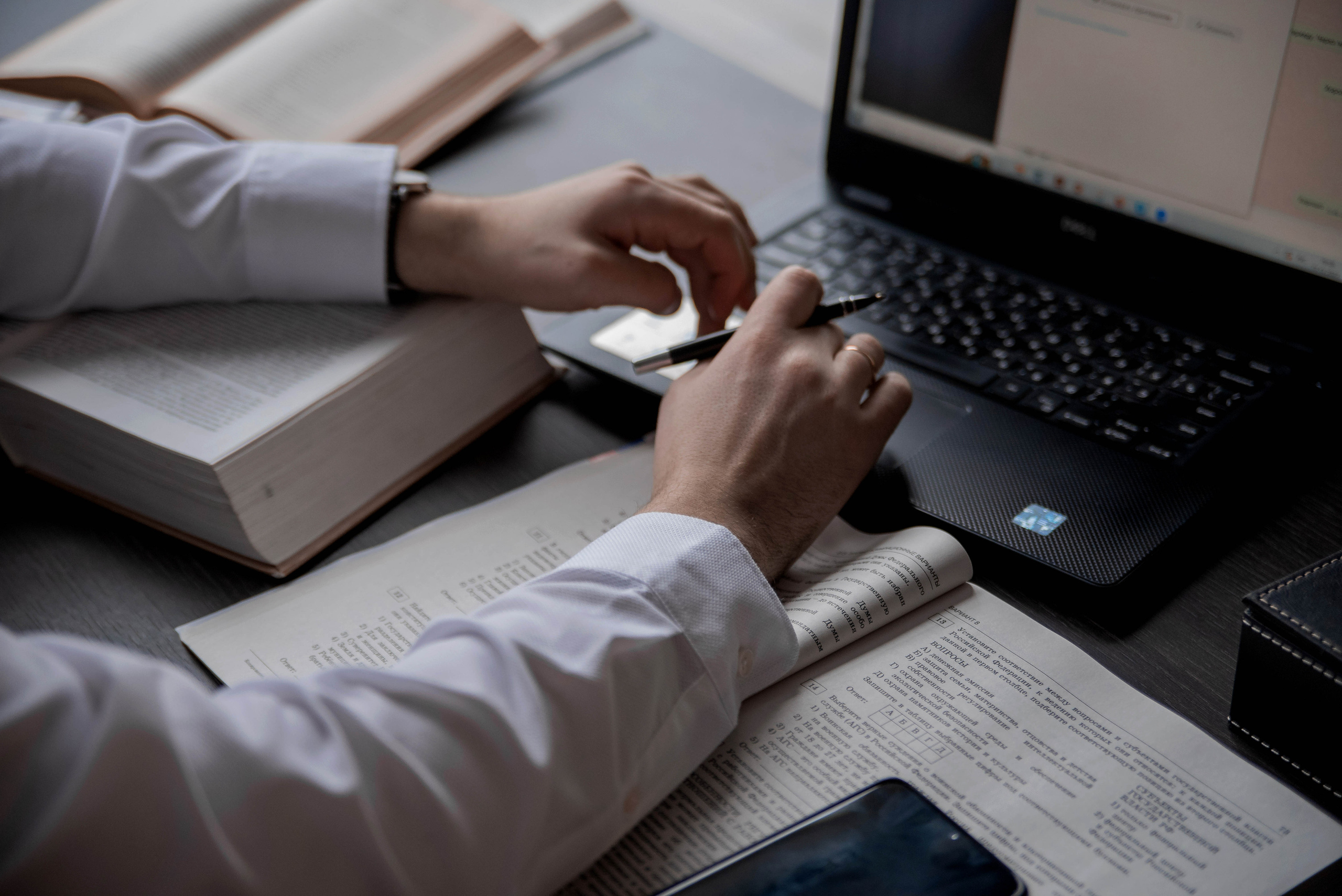 Лев (преподаватель истории). Стильный портретный и семейный фотограф в Москве Ника Артуньянц