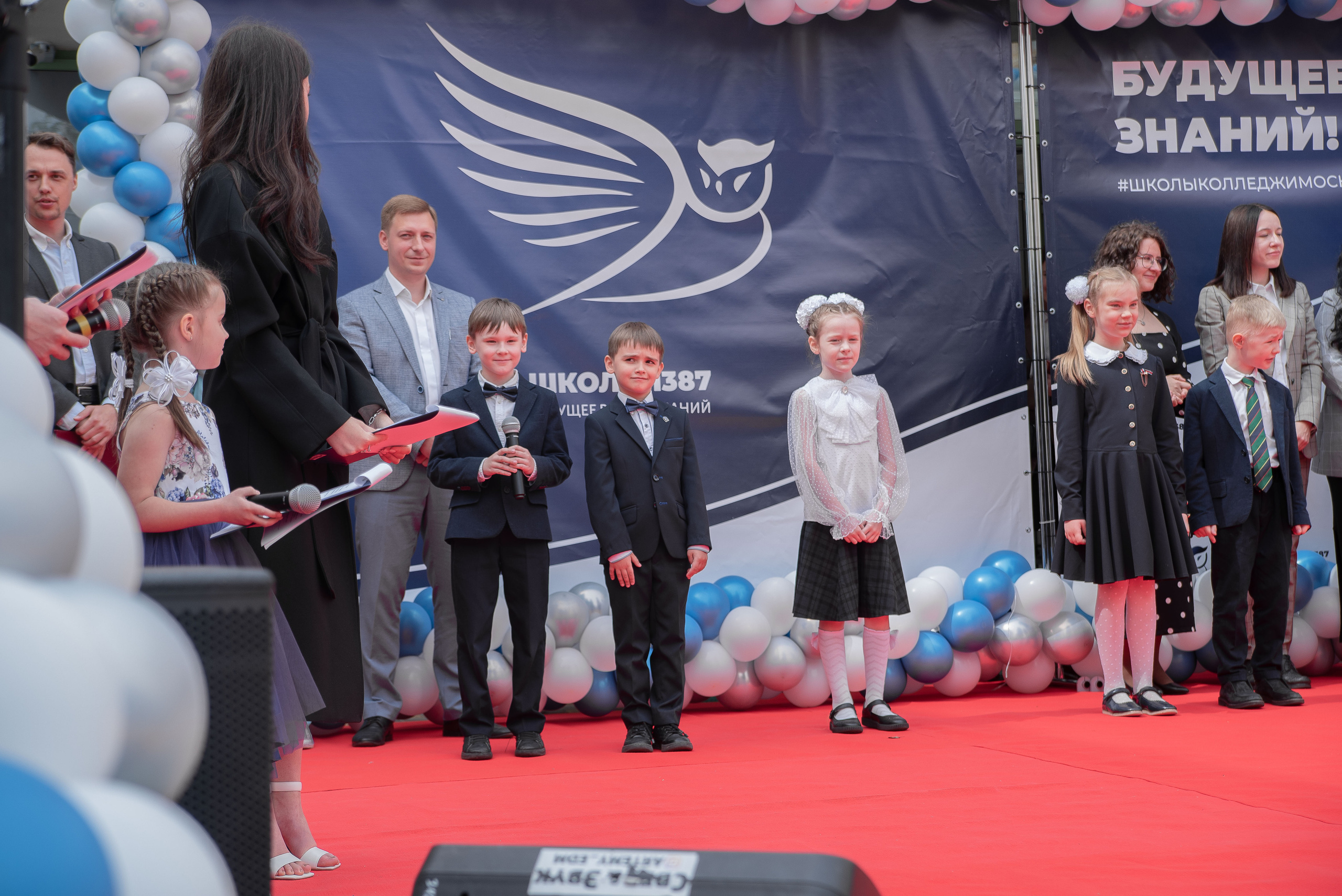 Последний звонок. Стильный портретный и семейный фотограф в Москве Ника Артуньянц