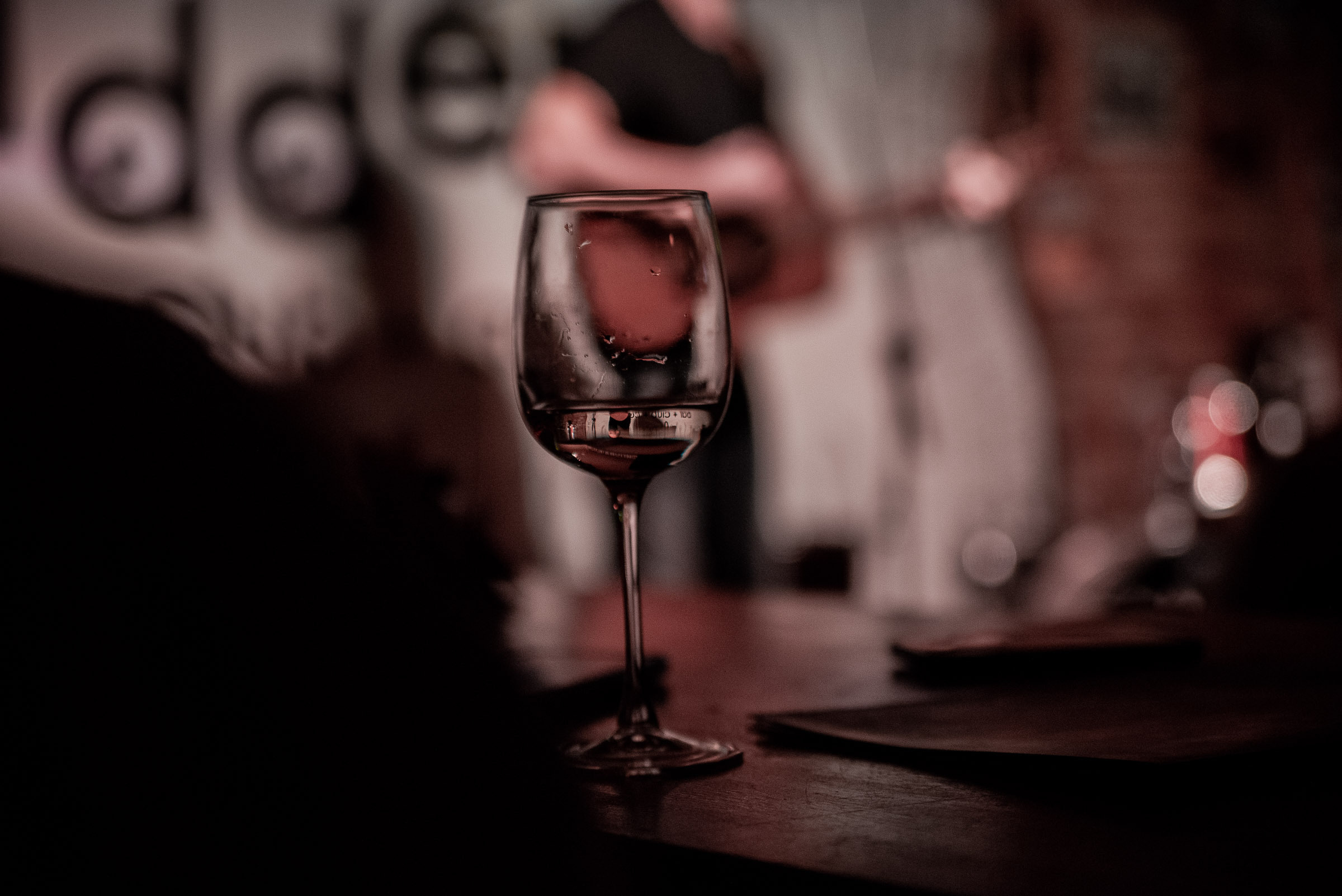 Литгост чтение стихов. Стильный портретный и семейный фотограф в Москве Ника Артуньянц