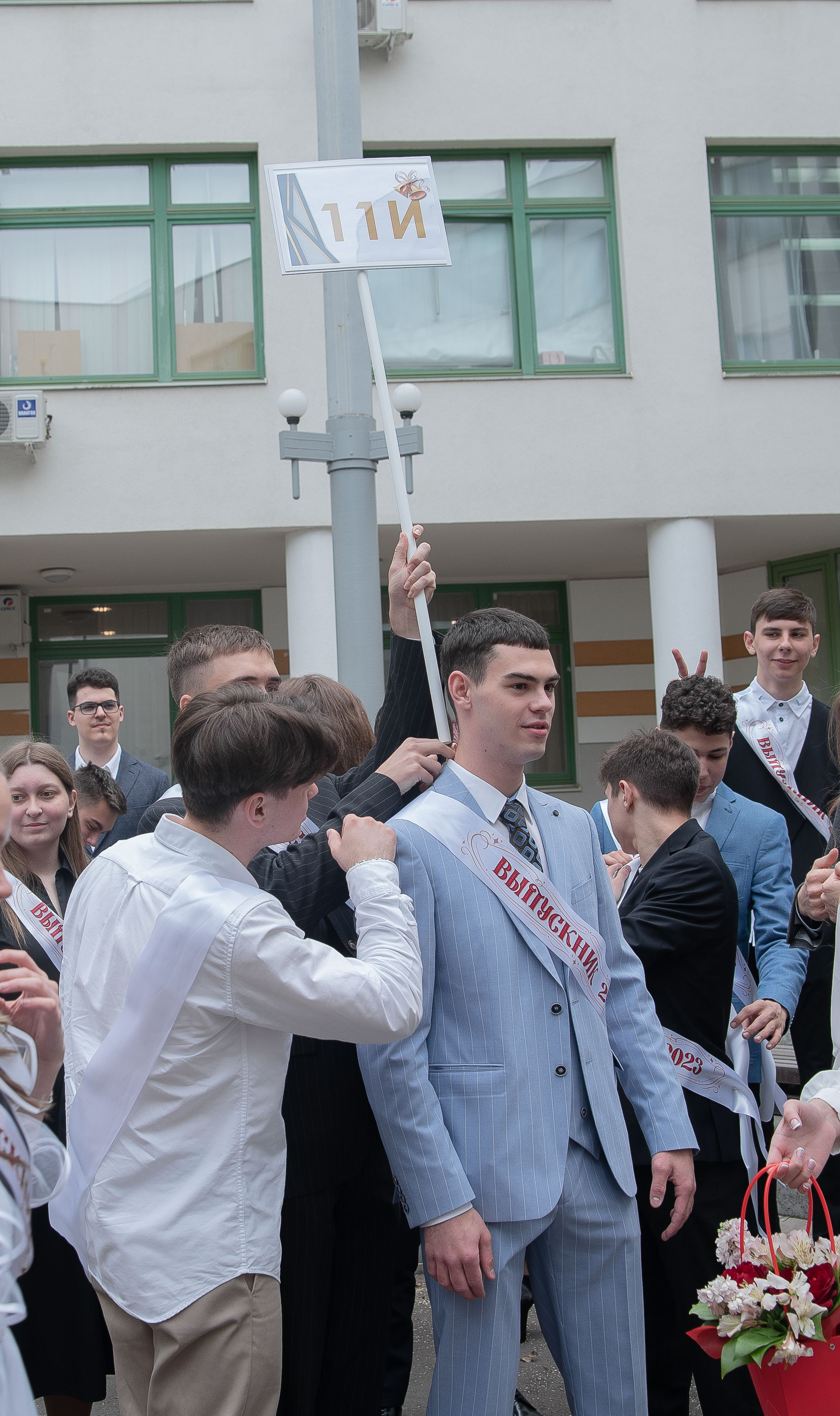 Последний звонок. Стильный портретный и семейный фотограф в Москве Ника Артуньянц