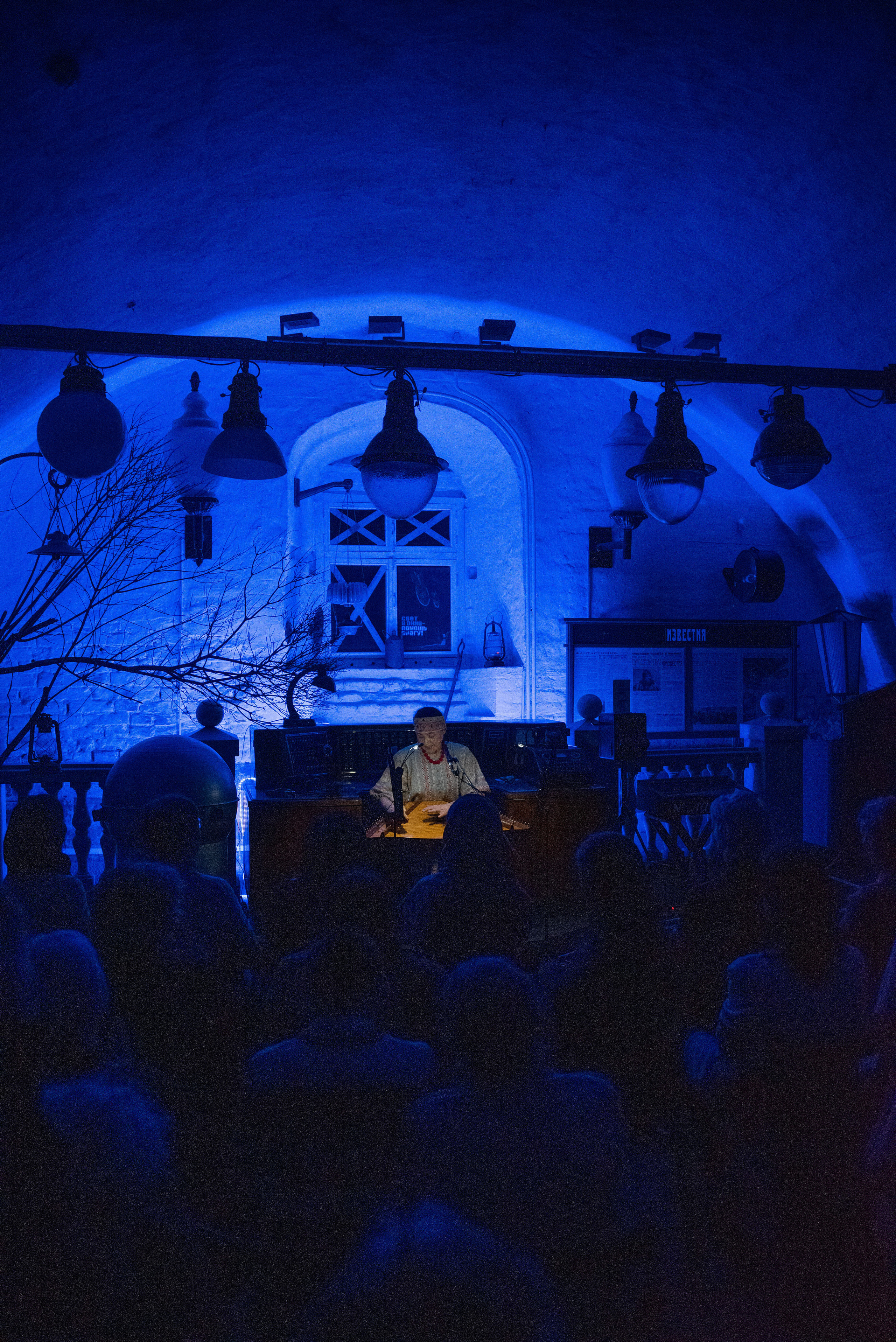 Музей «Огни Москвы» (съемка в темноте). Стильный портретный и семейный фотограф в Москве Ника Артуньянц