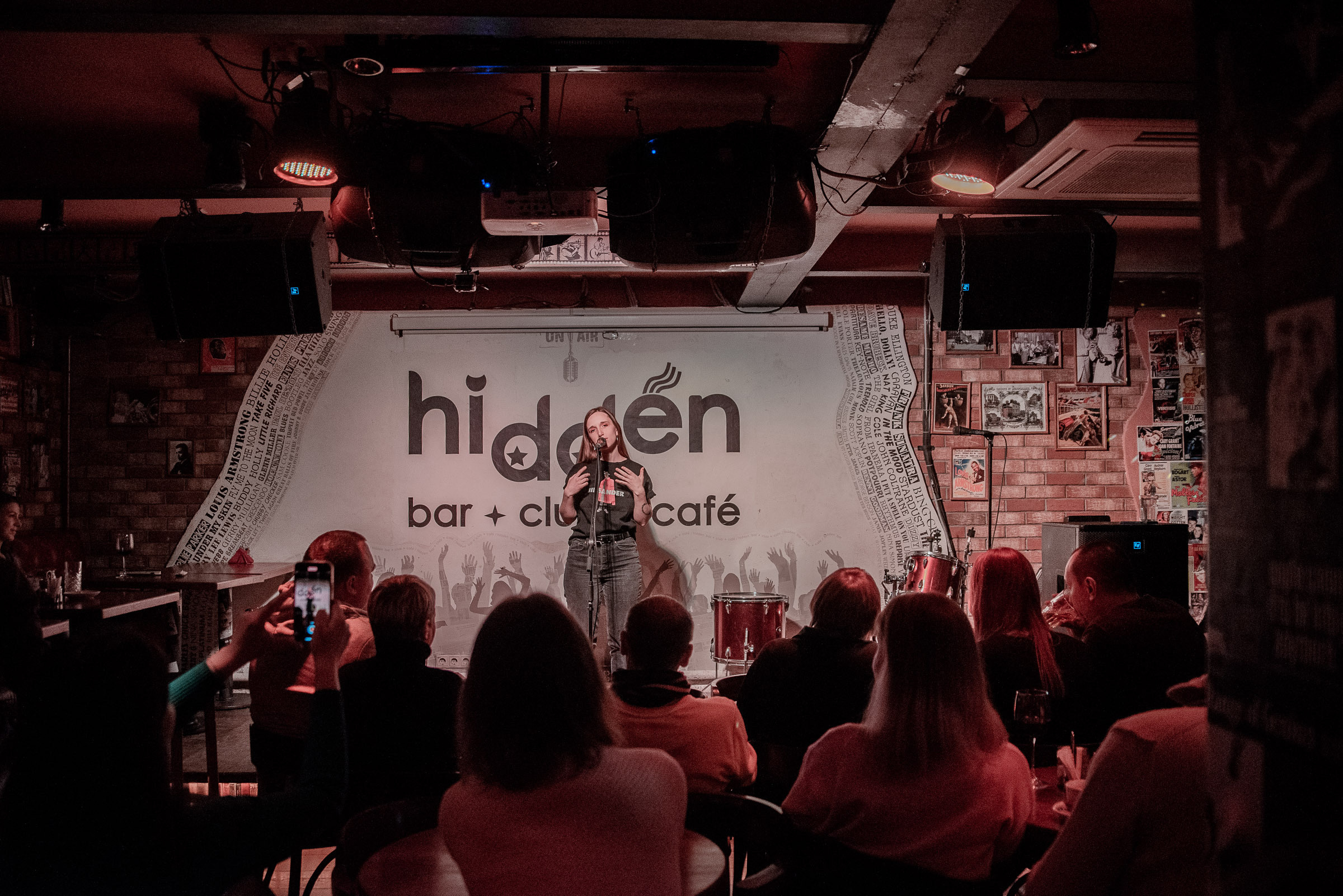 Литгост чтение стихов. Стильный портретный и семейный фотограф в Москве Ника Артуньянц