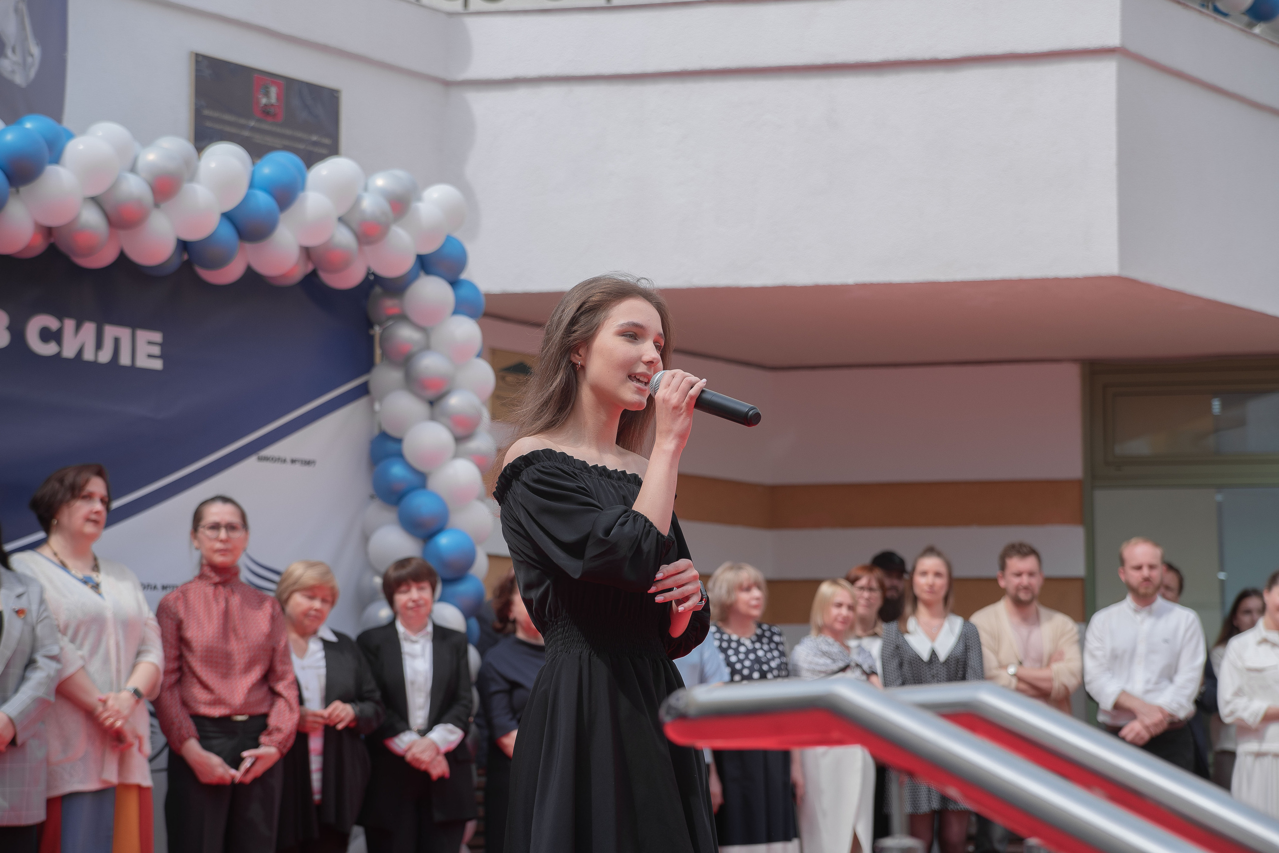 Последний звонок. Стильный портретный и семейный фотограф в Москве Ника Артуньянц