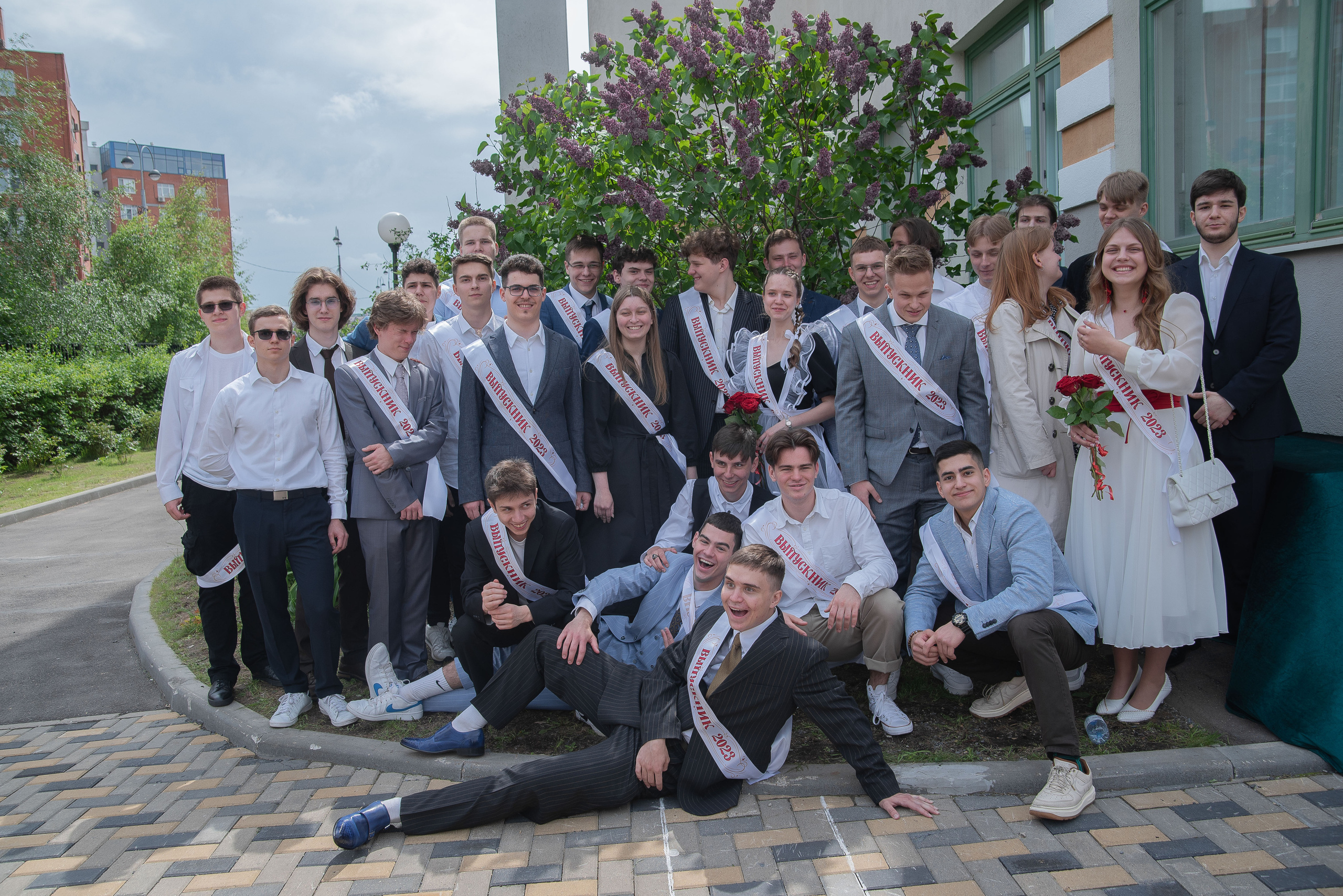 Последний звонок. Стильный портретный и семейный фотограф в Москве Ника Артуньянц