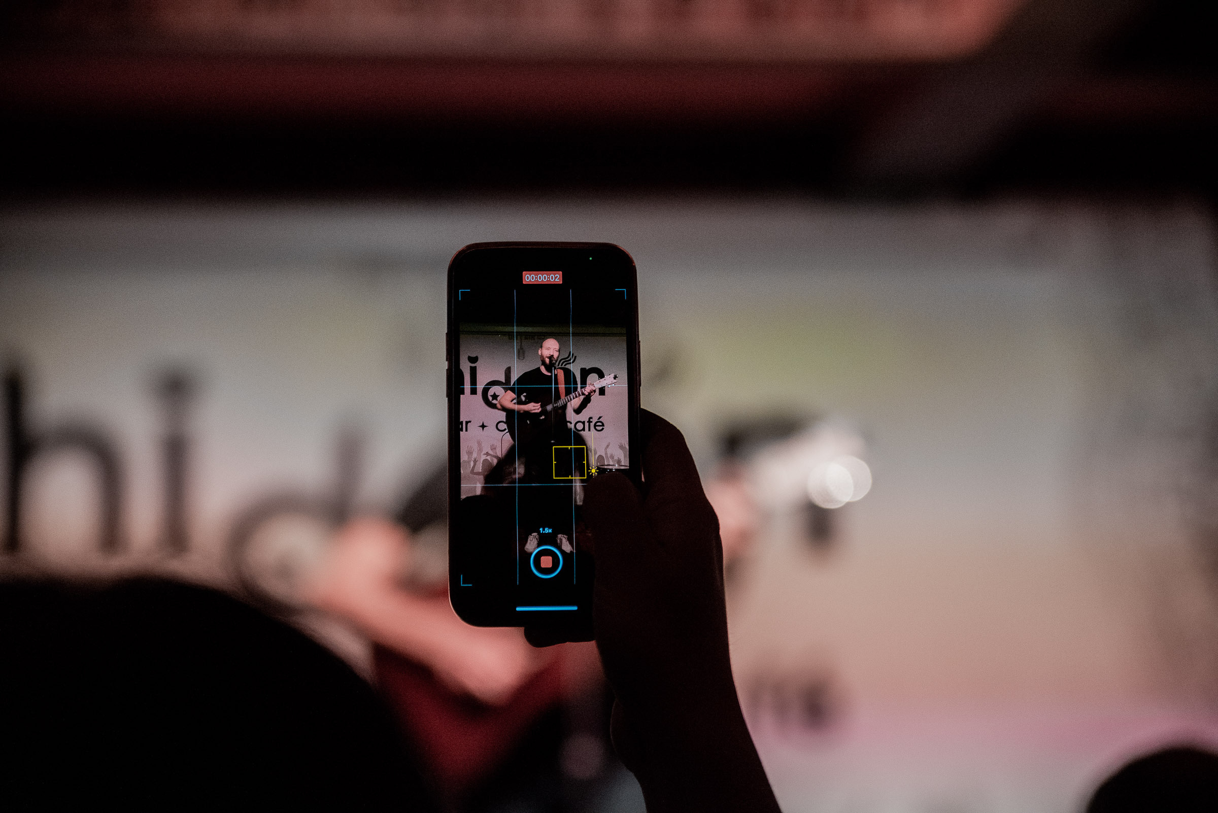 Литгост чтение стихов. Стильный портретный и семейный фотограф в Москве Ника Артуньянц