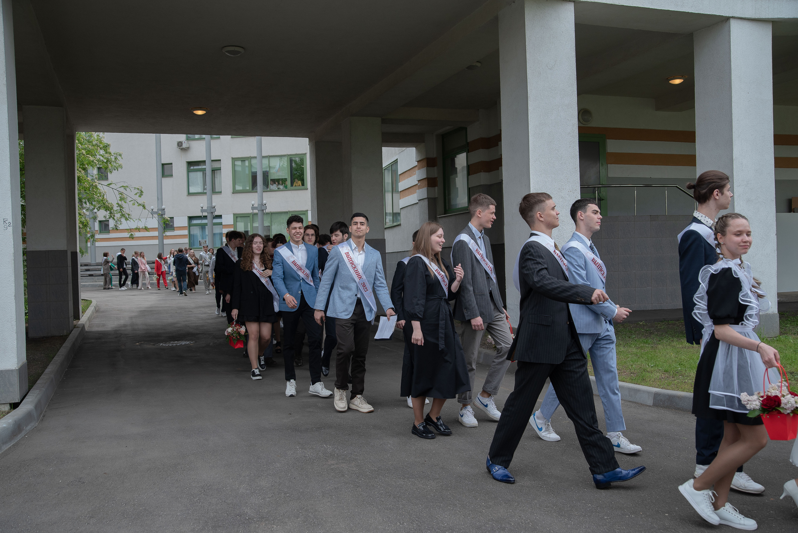 Последний звонок. Стильный портретный и семейный фотограф в Москве Ника Артуньянц