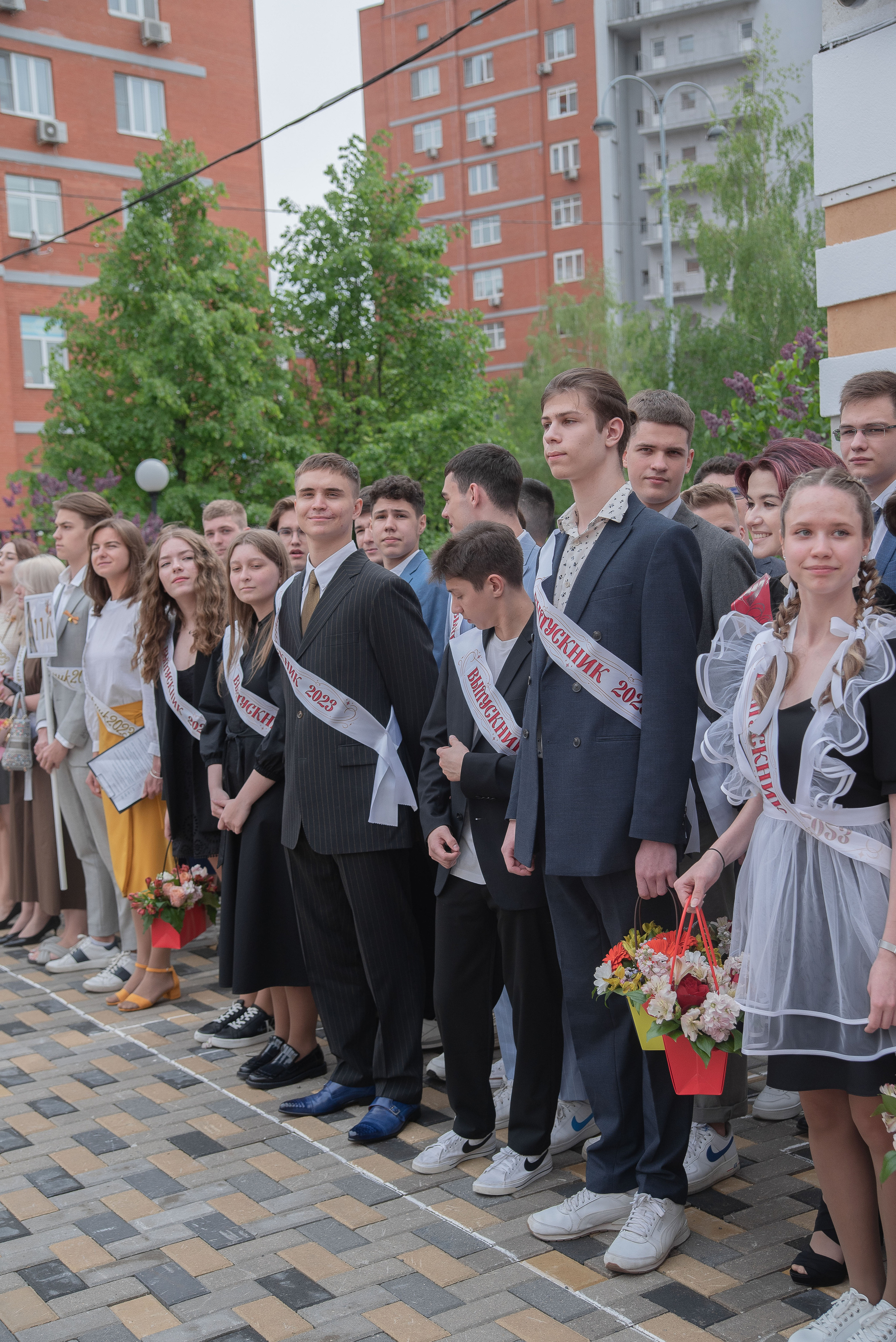 Последний звонок. Стильный портретный и семейный фотограф в Москве Ника Артуньянц
