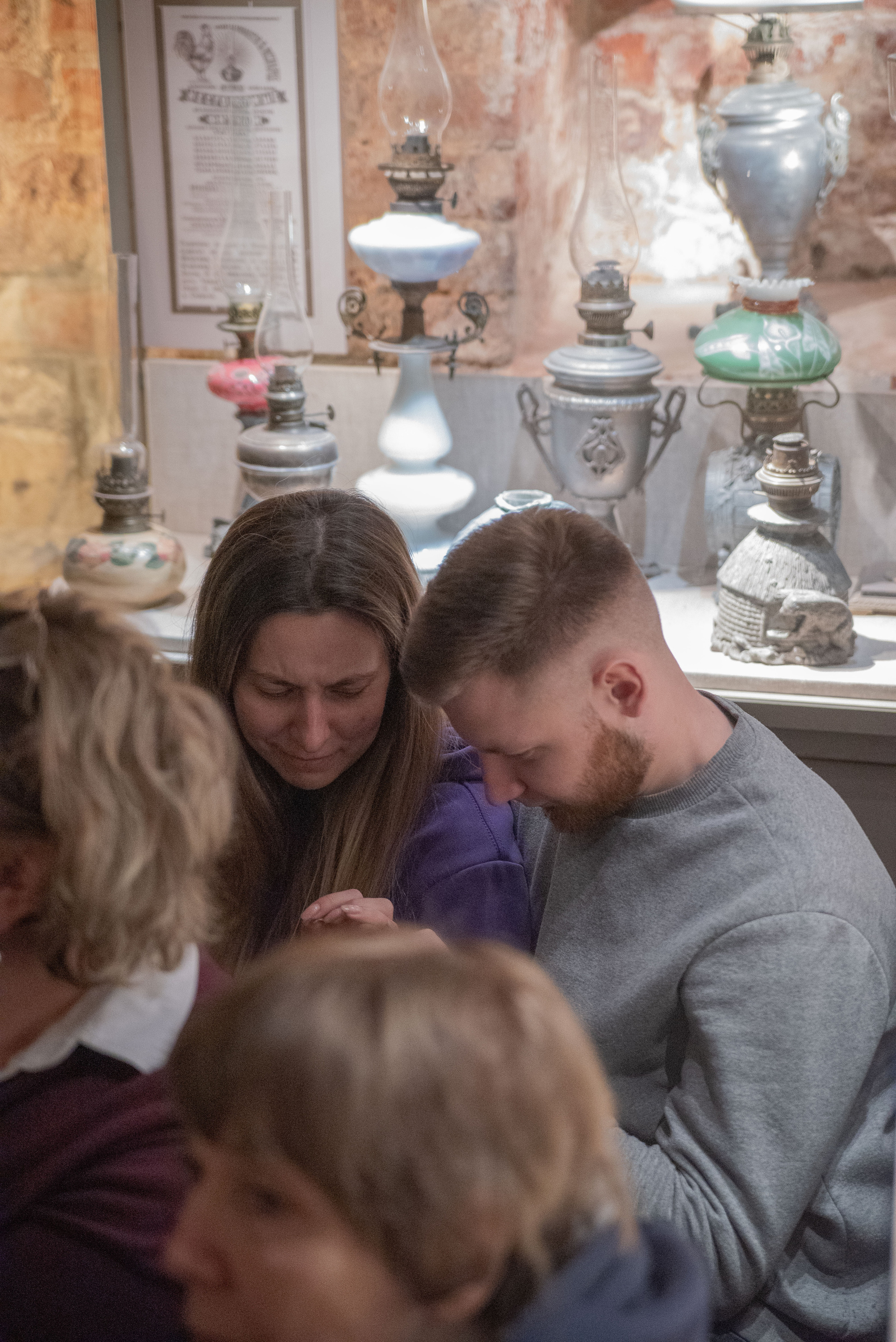 Музей «Огни Москвы» (съемка в темноте). Стильный портретный и семейный фотограф в Москве Ника Артуньянц