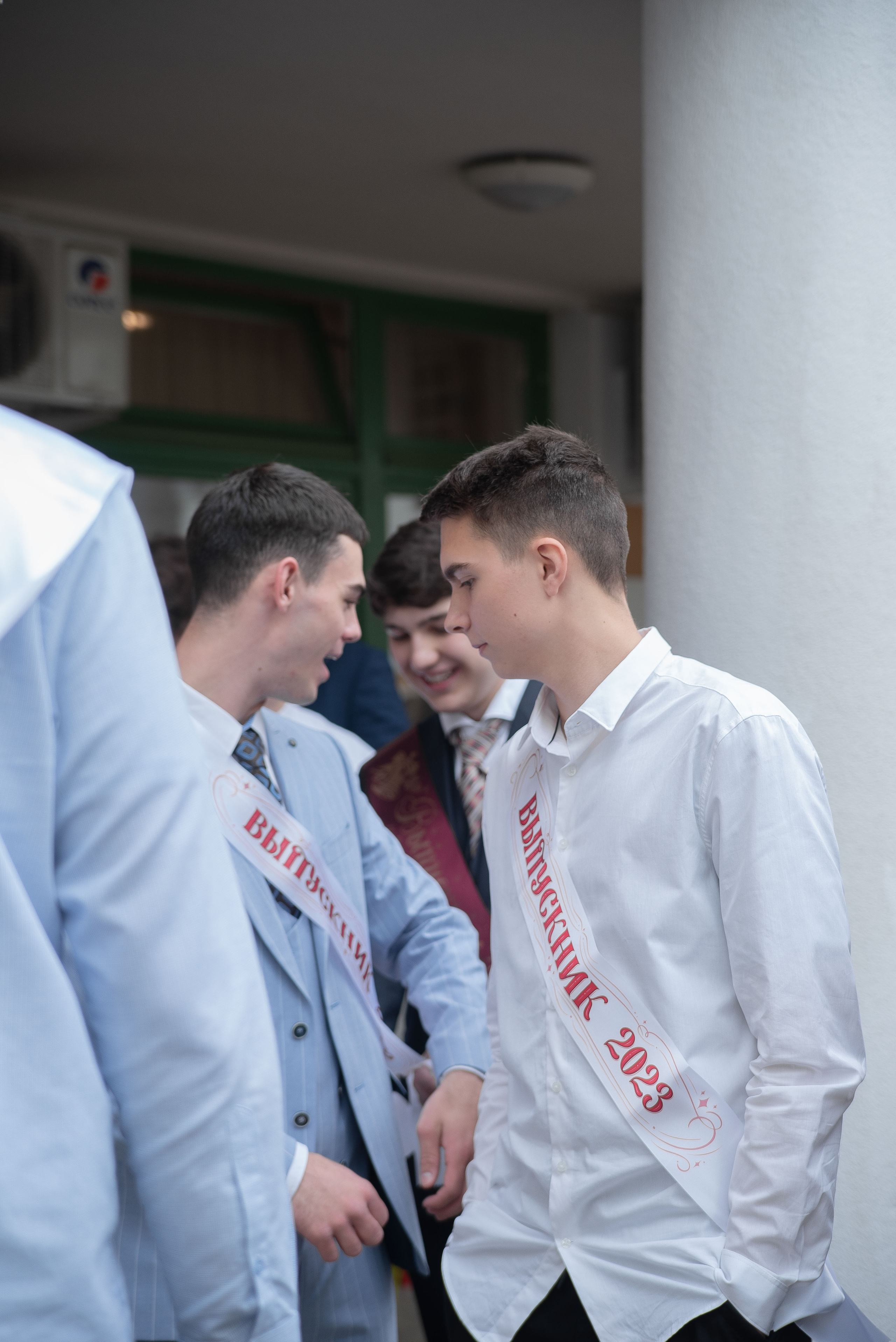 Последний звонок. Стильный портретный и семейный фотограф в Москве Ника Артуньянц