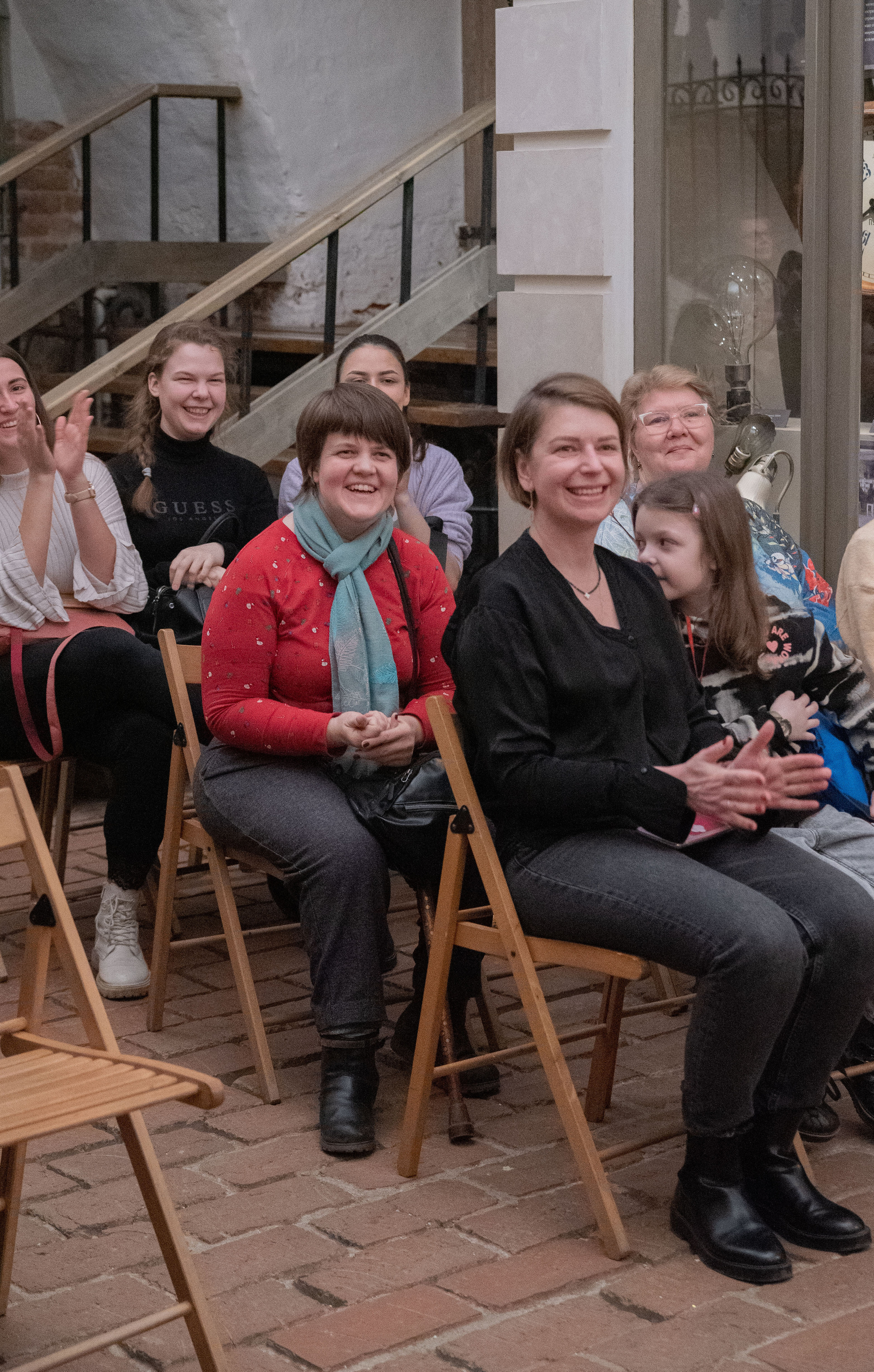 Музей «Огни Москвы» (съемка в темноте). Стильный портретный и семейный фотограф в Москве Ника Артуньянц