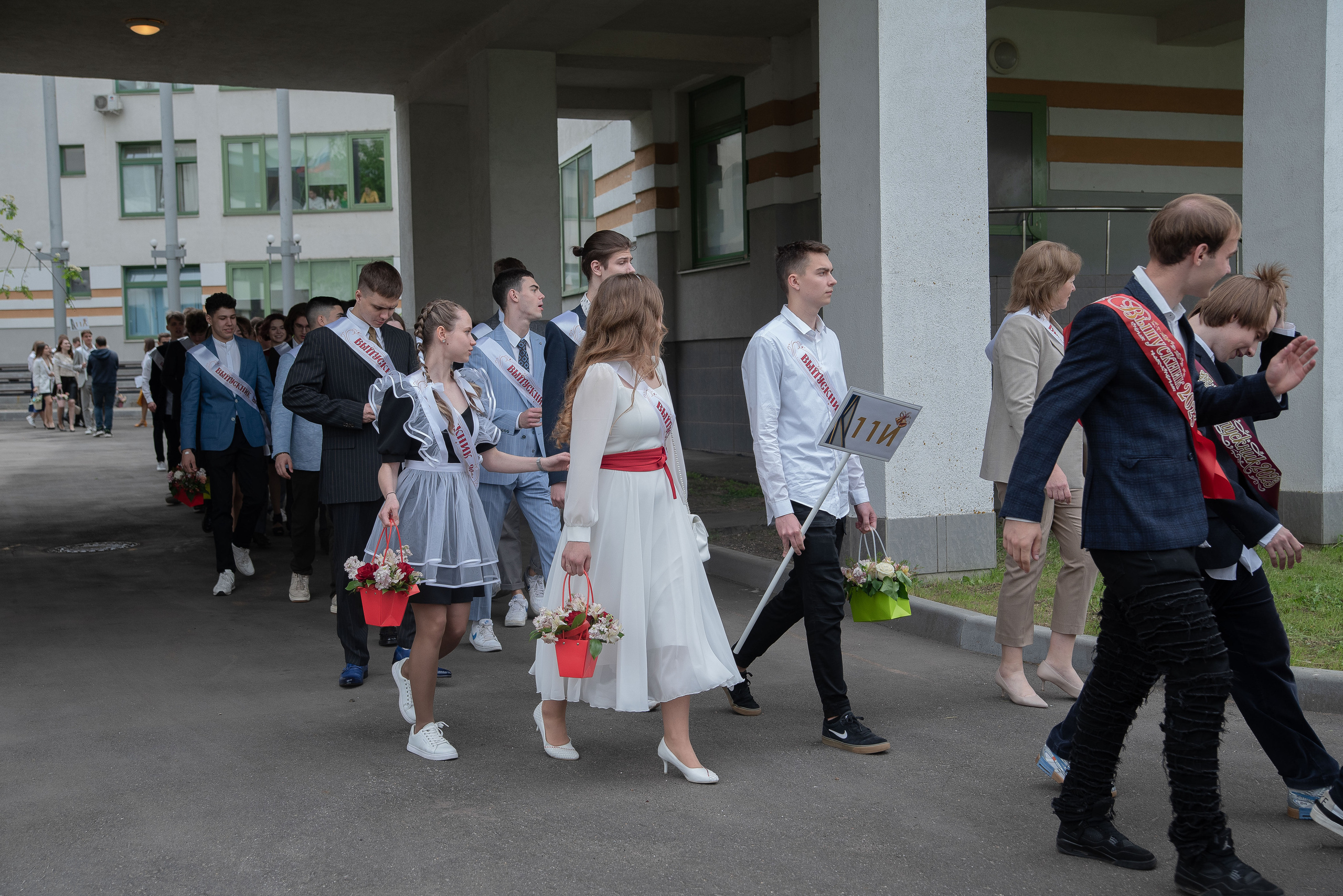 Последний звонок. Стильный портретный и семейный фотограф в Москве Ника Артуньянц