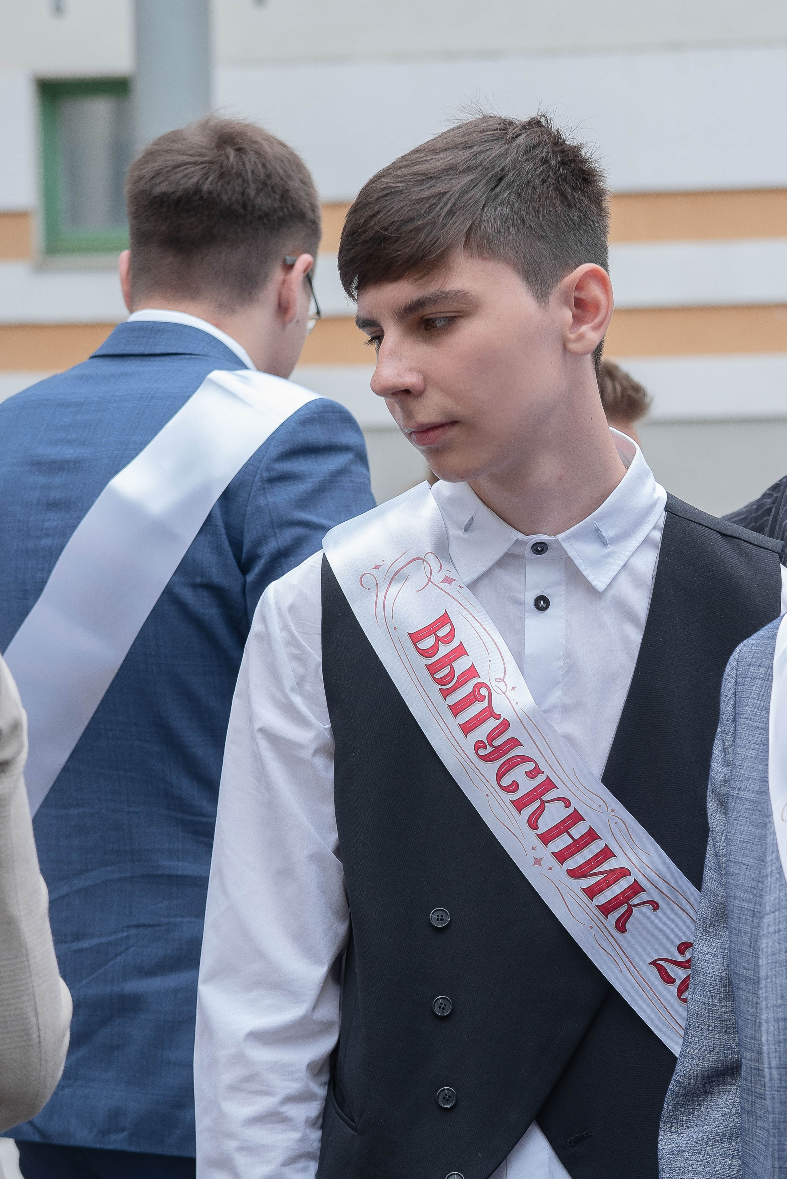 Последний звонок. Стильный портретный и семейный фотограф в Москве Ника Артуньянц