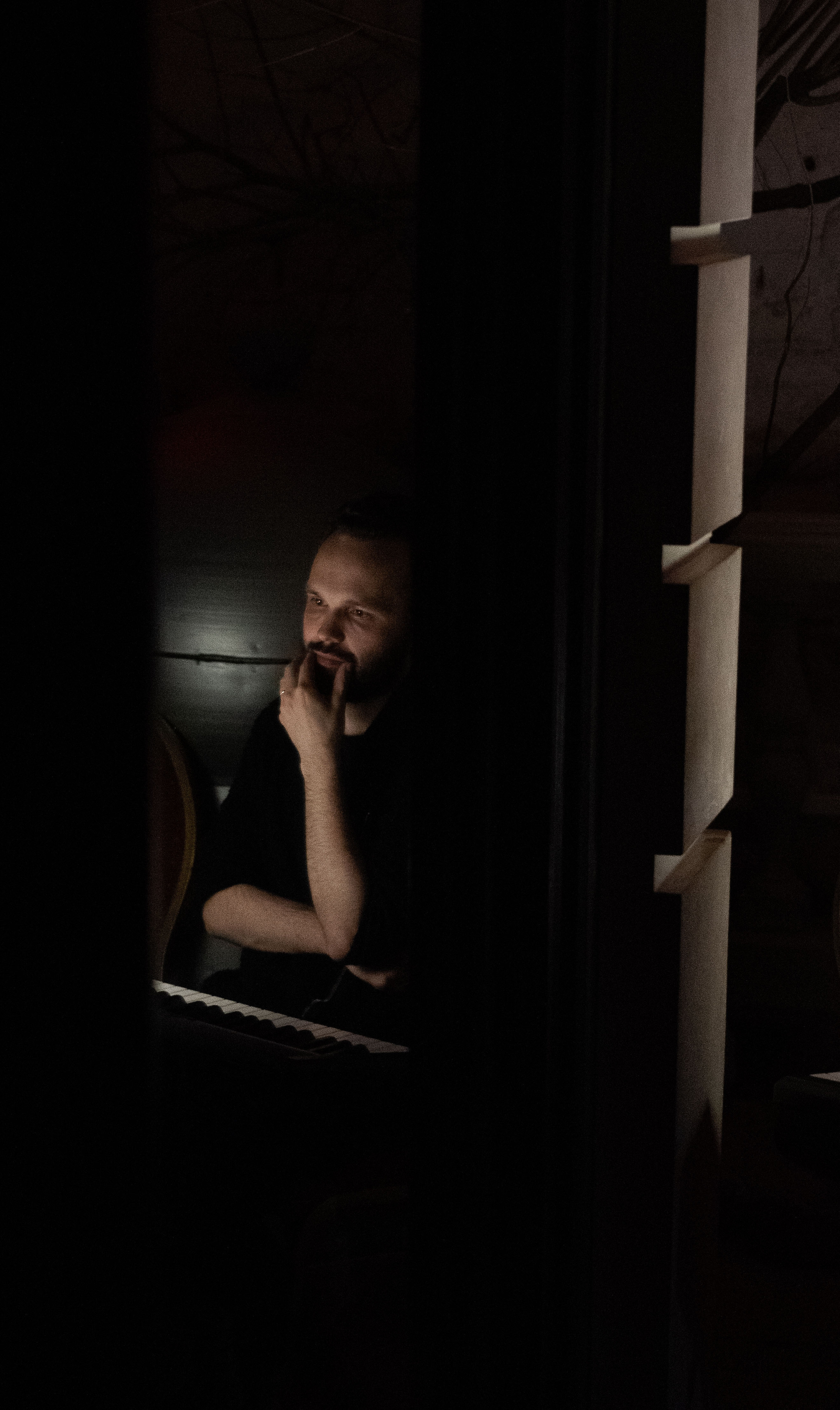 Музей «Огни Москвы» (съемка в темноте). Стильный портретный и семейный фотограф в Москве Ника Артуньянц