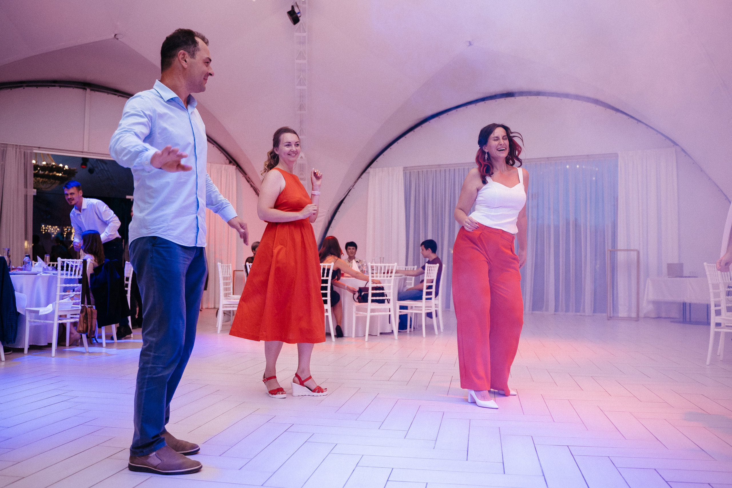 Ави Центр. Свадебный фотограф в Симферополе