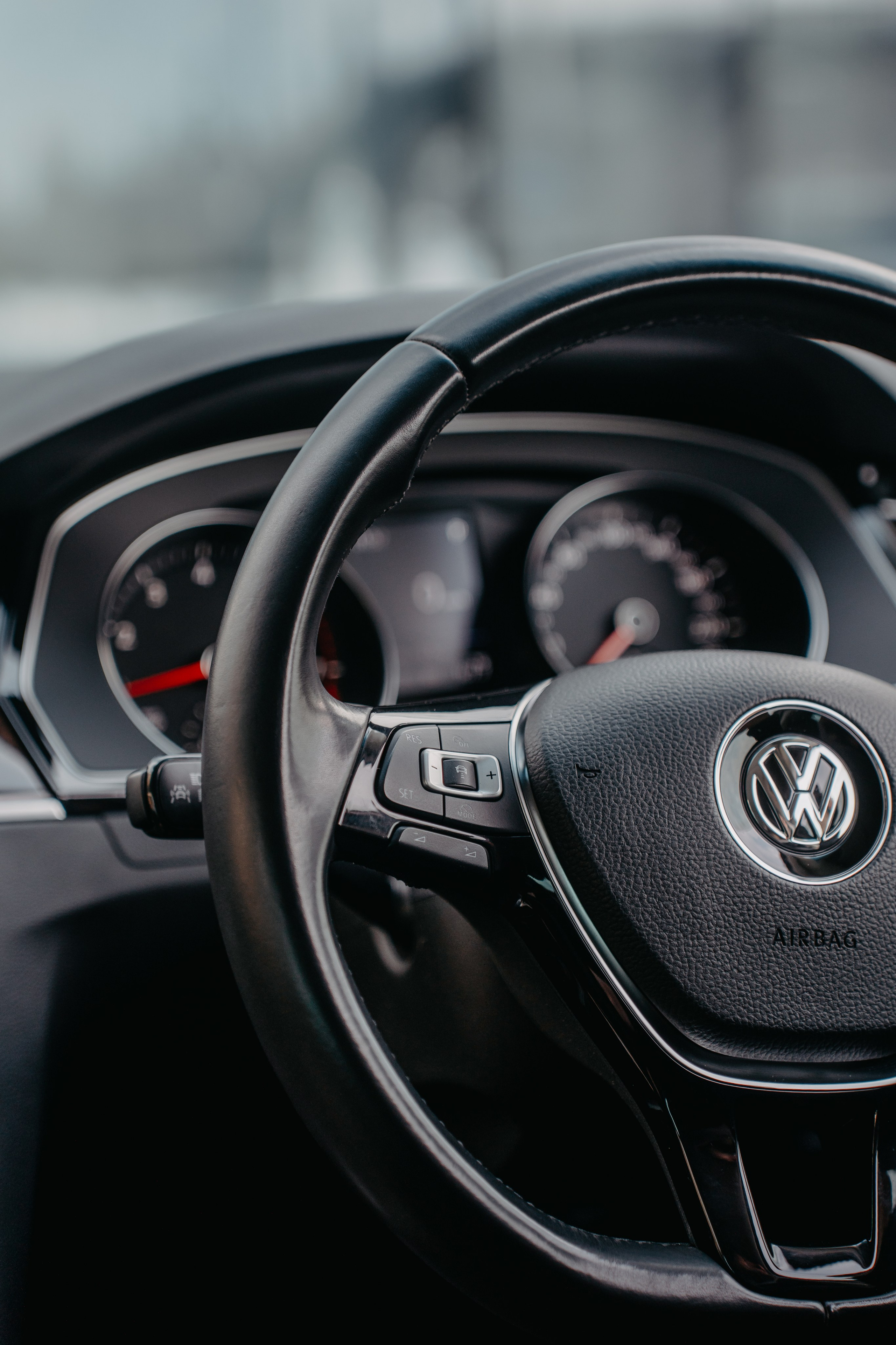 Volkswagen Passat. Фотограф, видеограф и пилот дрона на Байкале