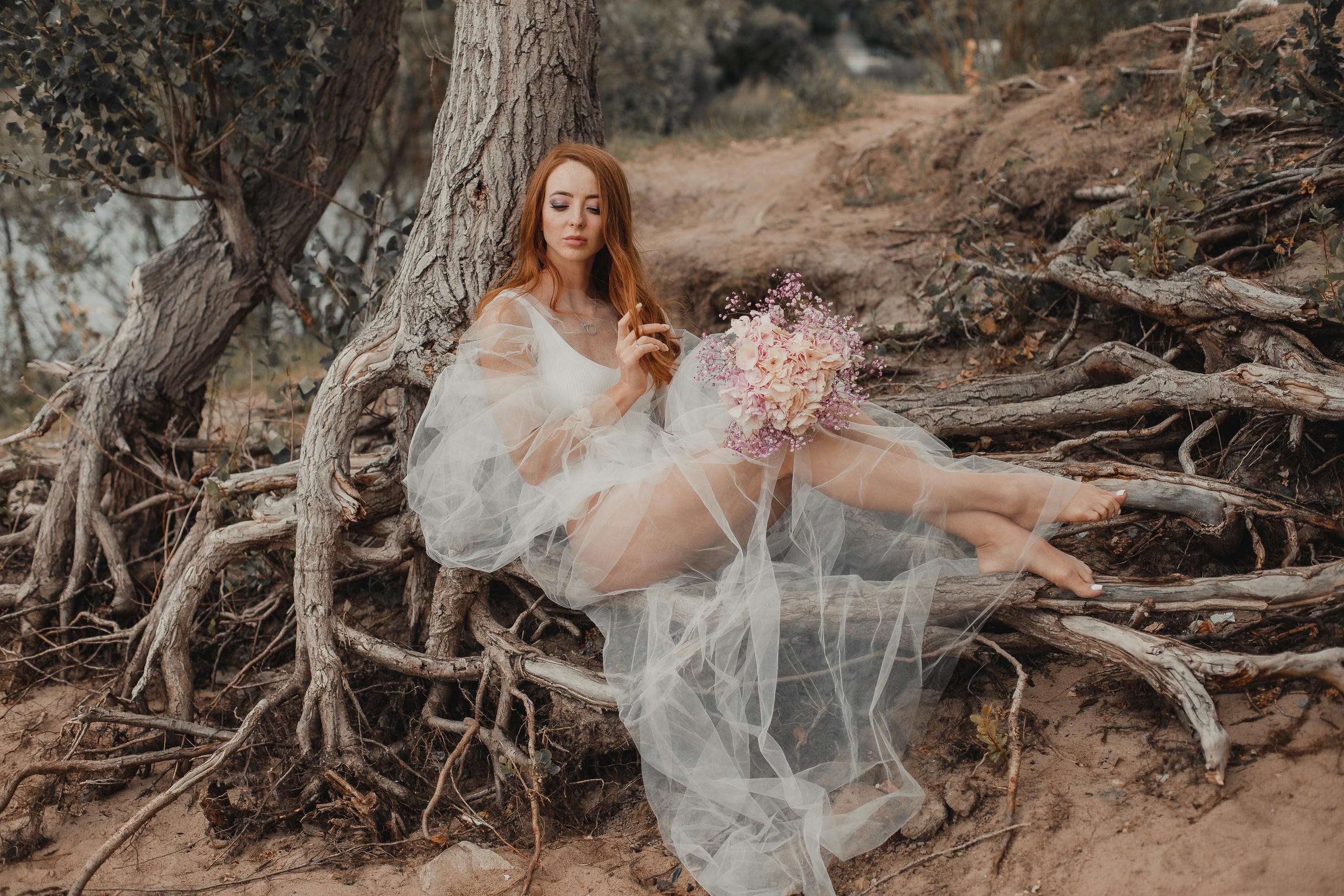 Не классическая на берегу. Креативный и женский Фотограф Омске Наталья Лебедева