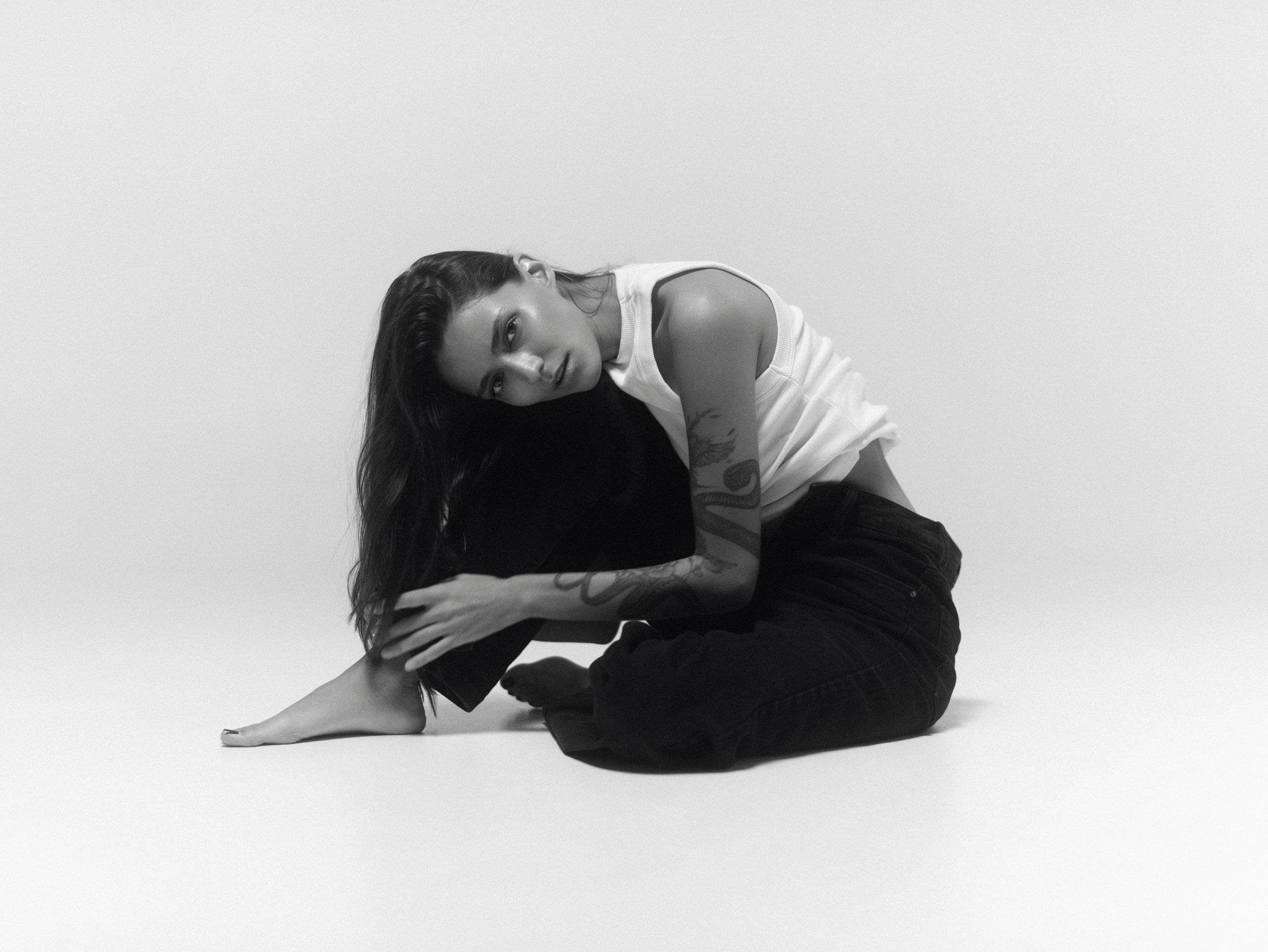 Студийная фотосъемка с Алиной на циклораме в Казани