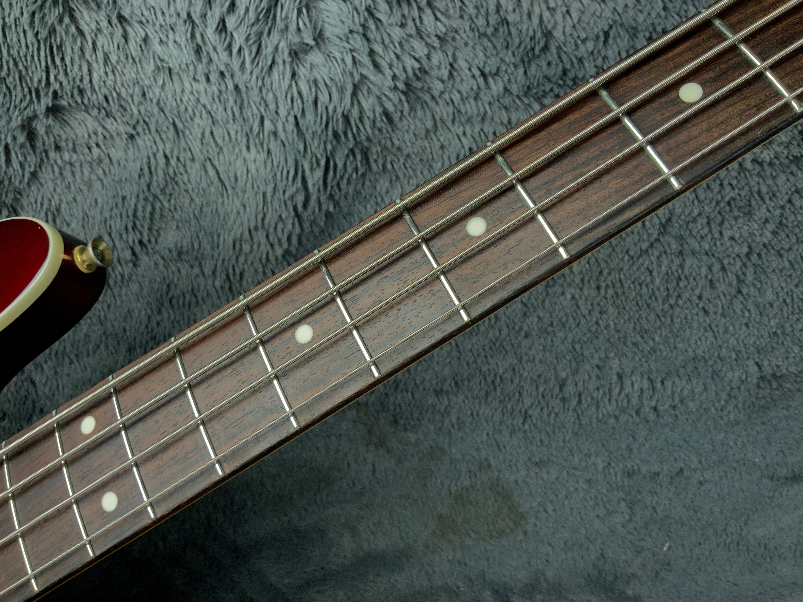 Fender Aerodyne Jazz Bass