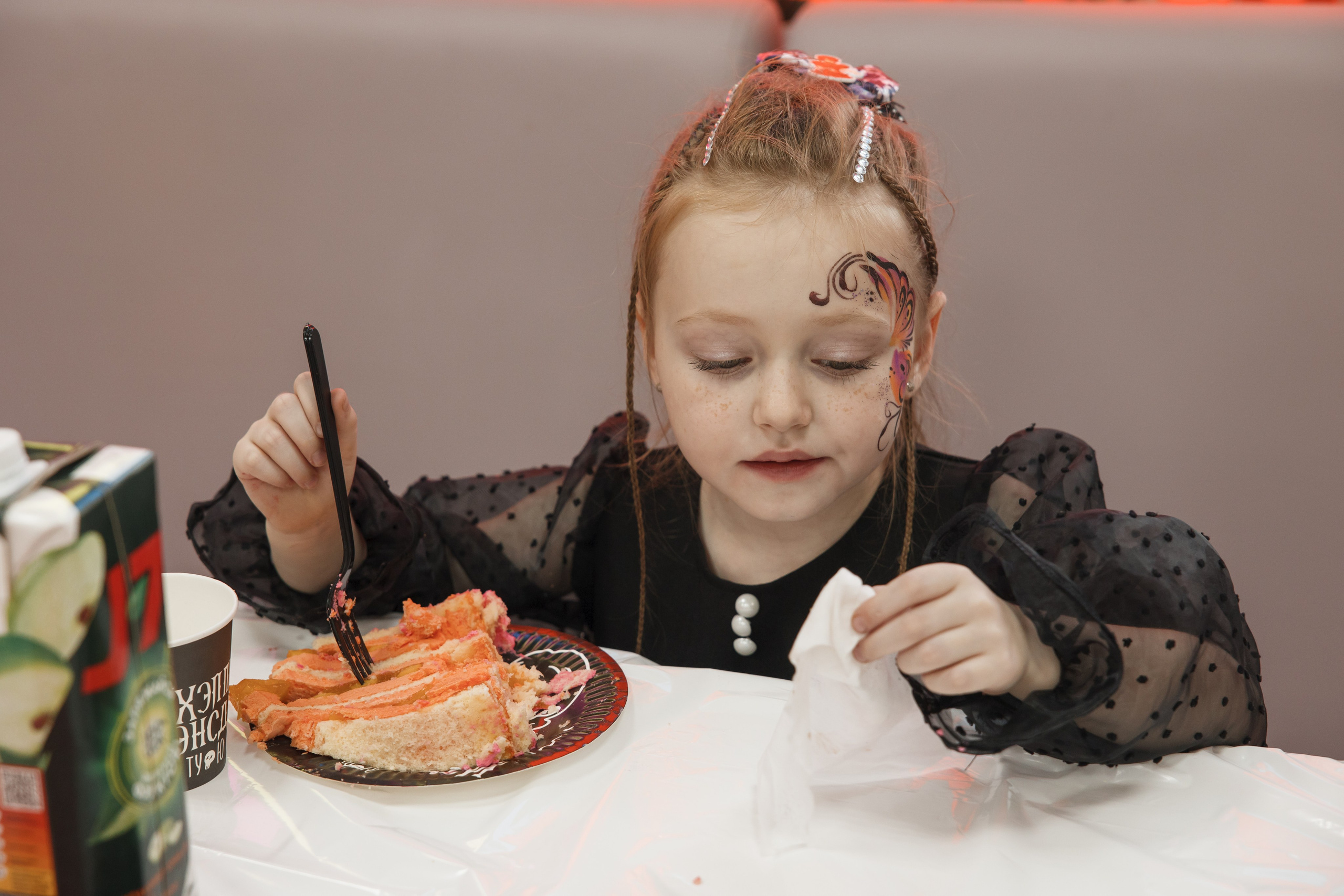 День рождения Маши в стиле «Wednesday». Свадебный и репортажный фотограф (Москва, Королев и другие)
