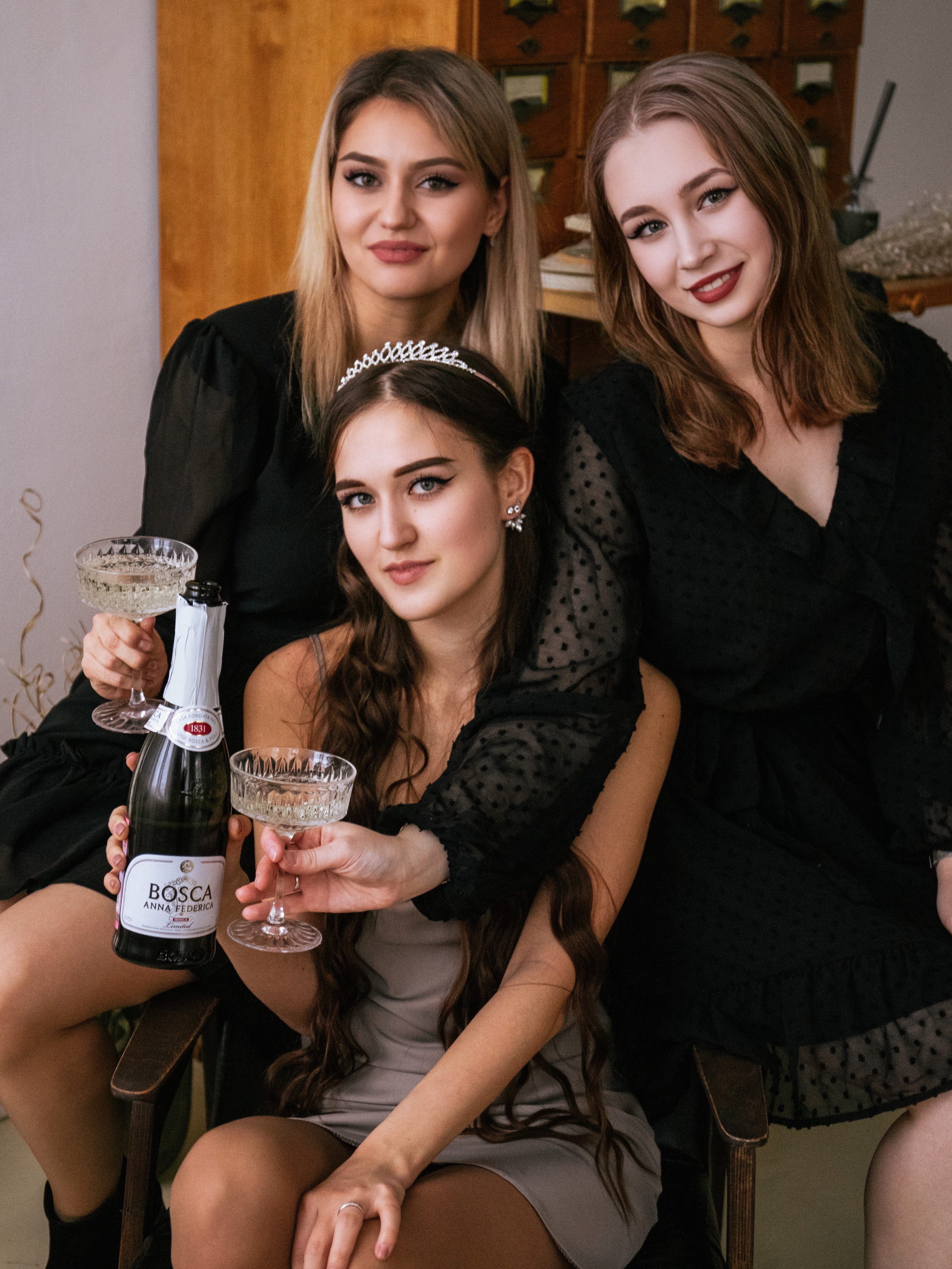 Девичник в фотостудии. Свадебный и семейный фотограф в Москве Мила Широких