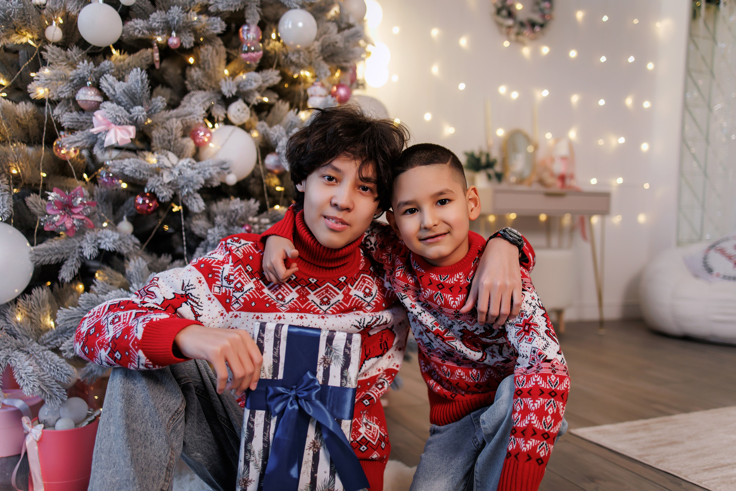 Ваши фотографии. Интерьерная фотостудия Background в Омске