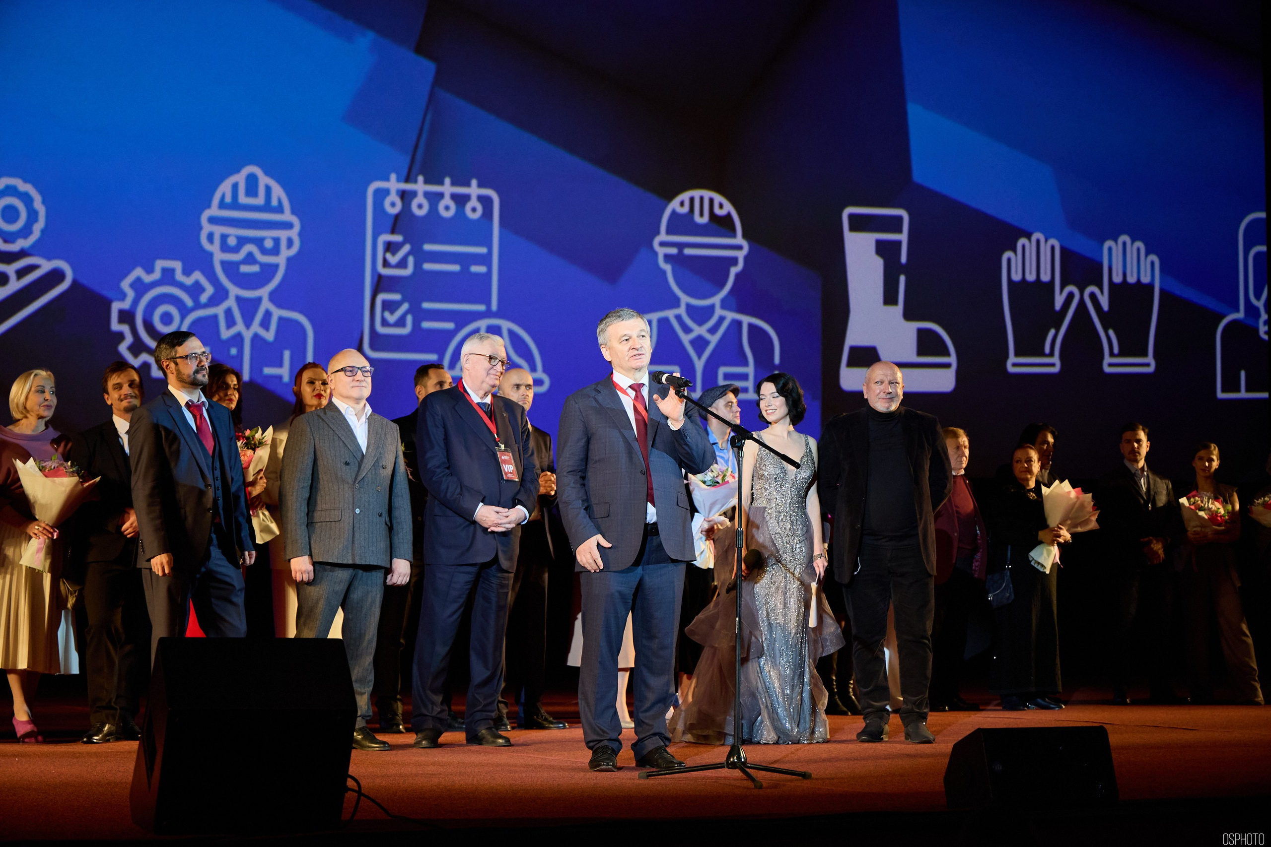 Кинофестиваль фильмов об охране труда | Кинотеатр «Октябрь». OSPhoto