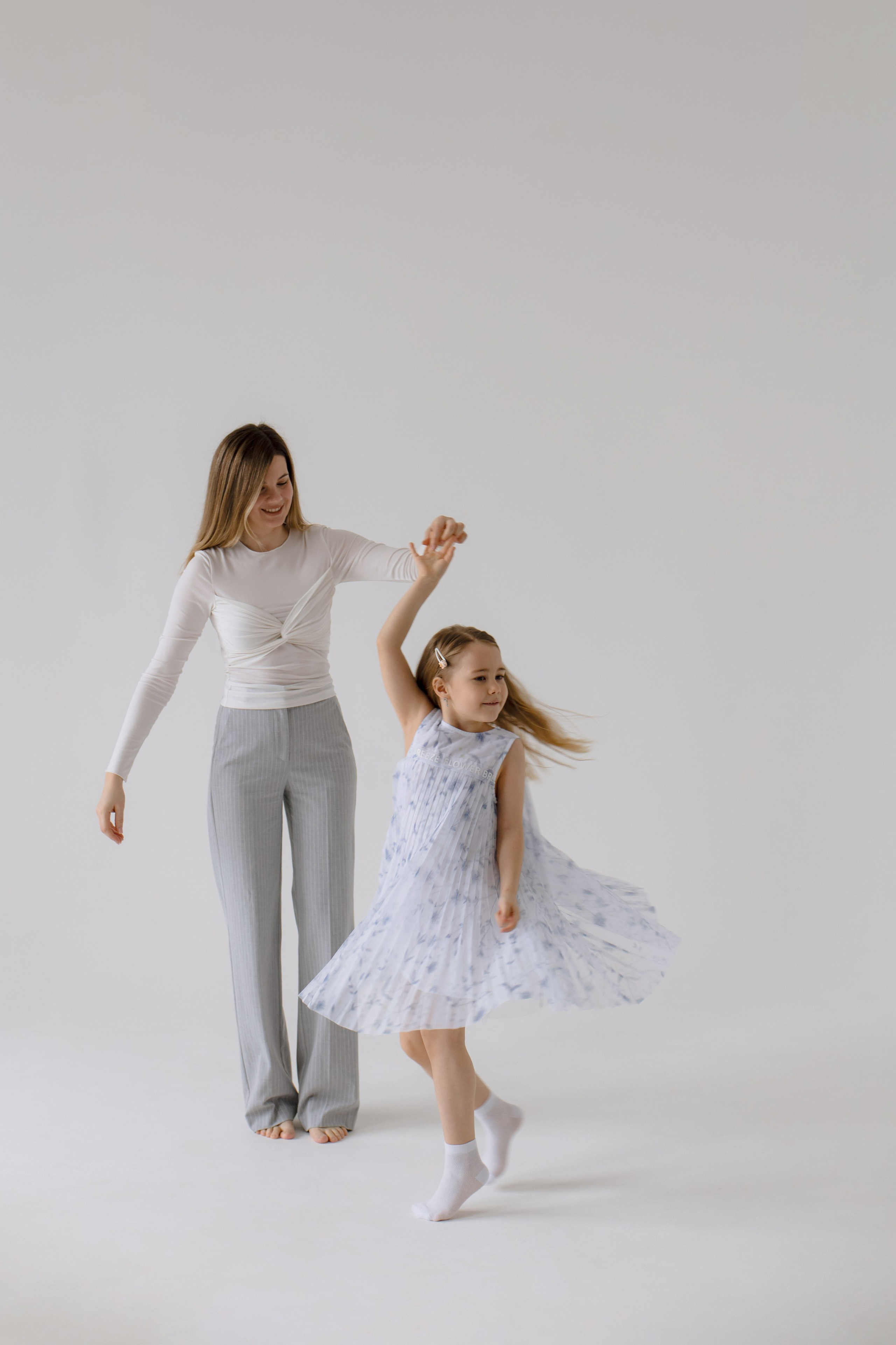 Анатолий, Вероника, Богдан и Полина. Фотограф Олеся Голева