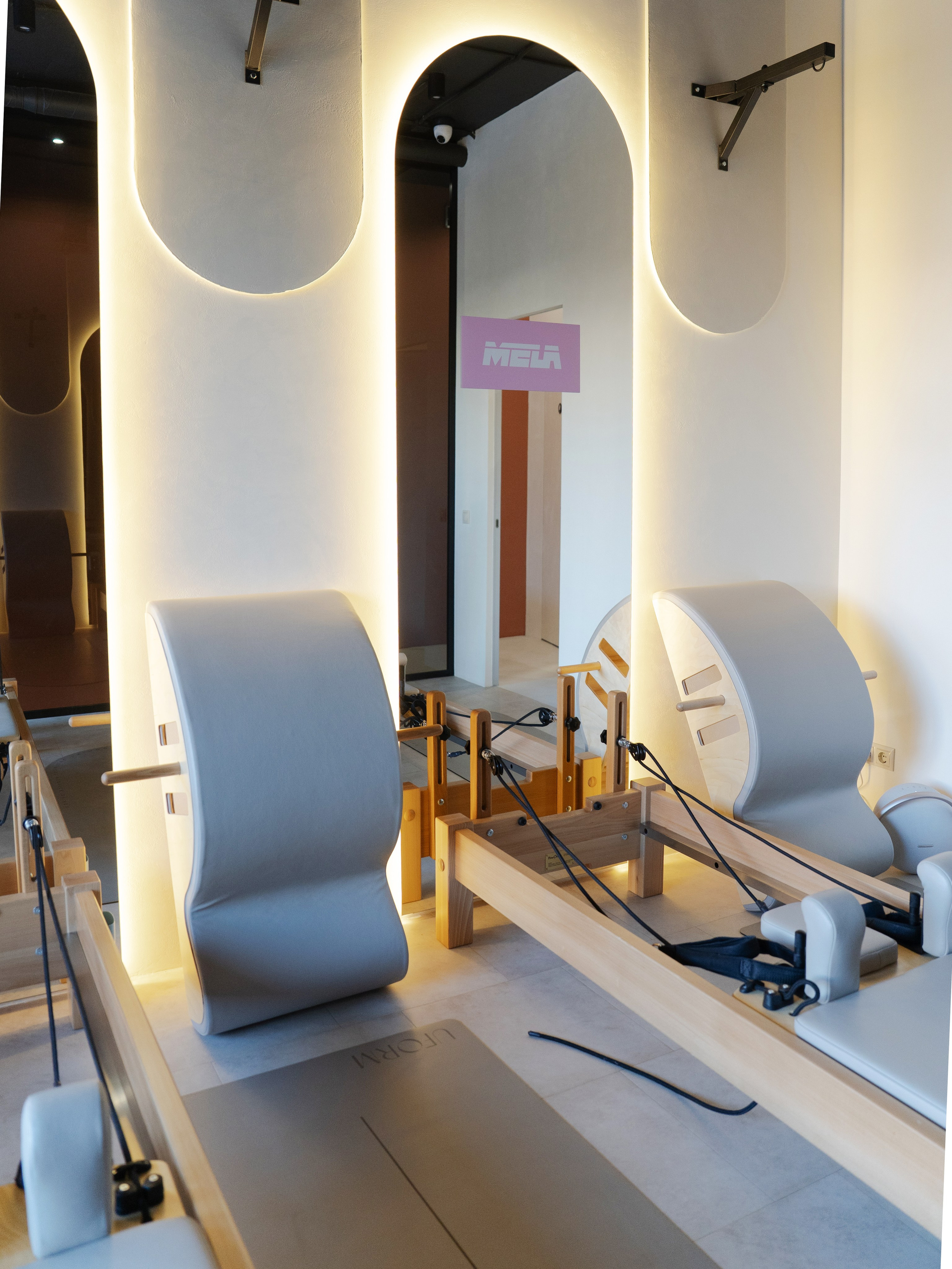 Mela x uform. Портретный и репортажный фотограф Настя Климачева