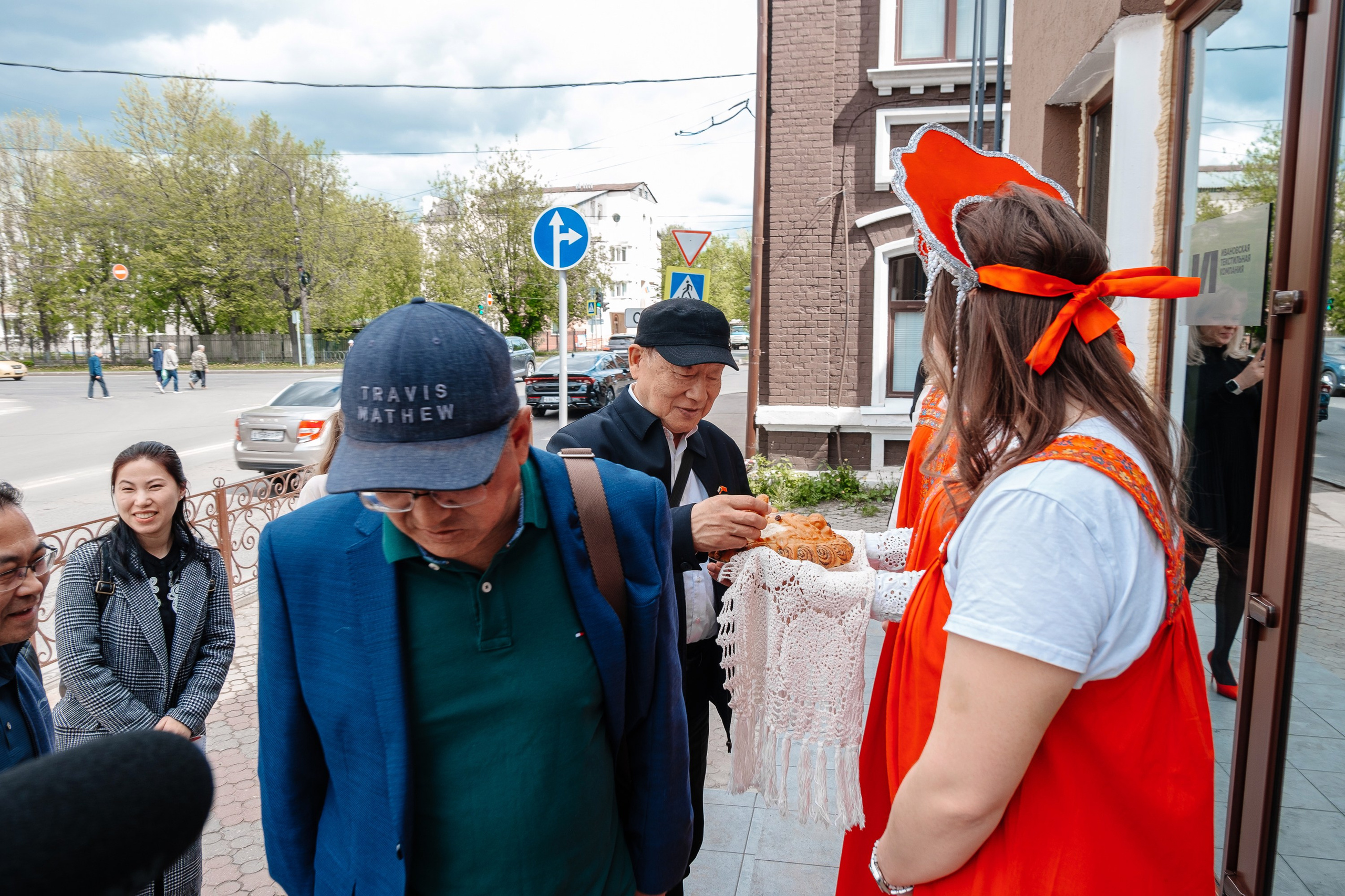 Делегация Китая в Ивановской текстильной компании