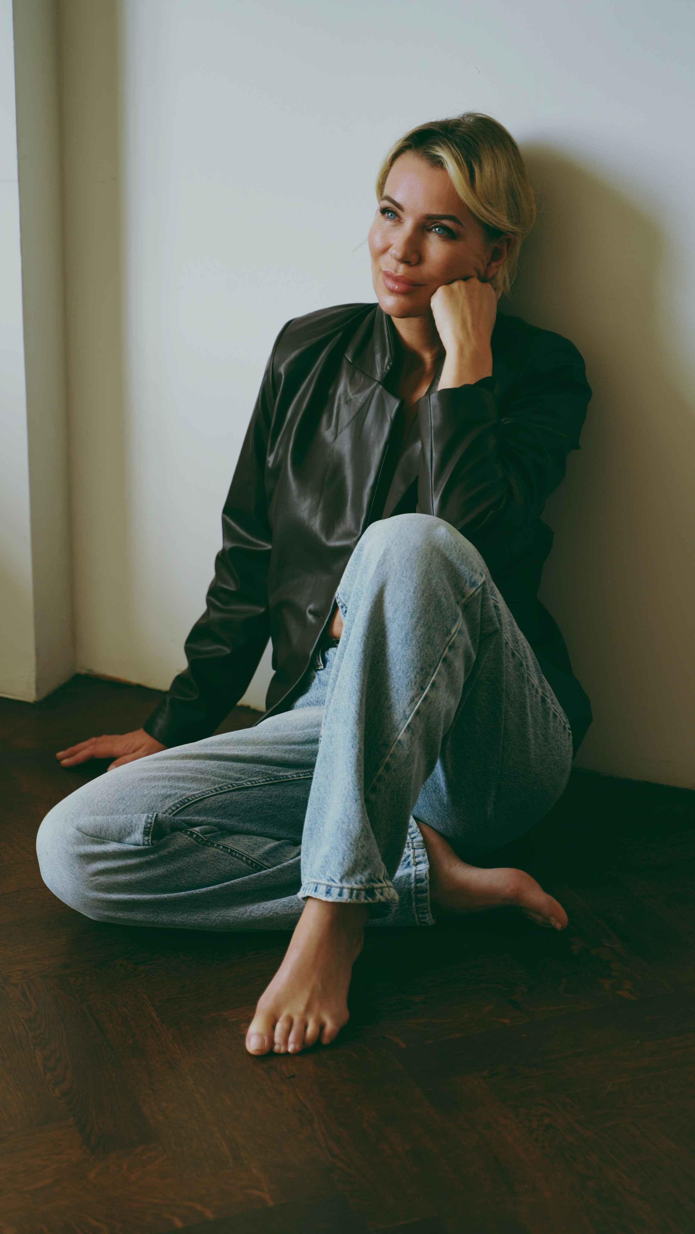 Яна. Главная