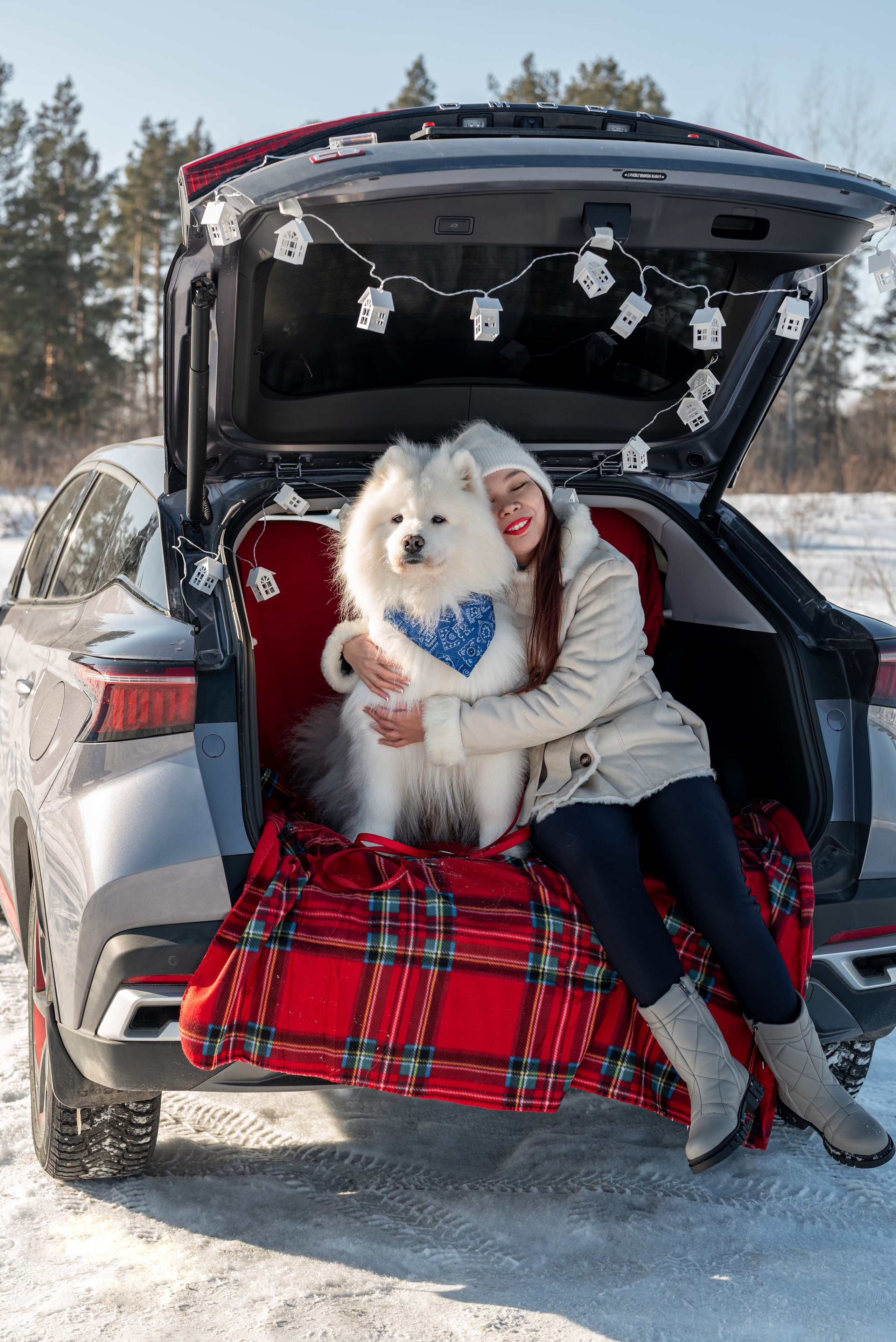 Фотопроект с Платоном и машиной на улице. Фотограф в городе Салават