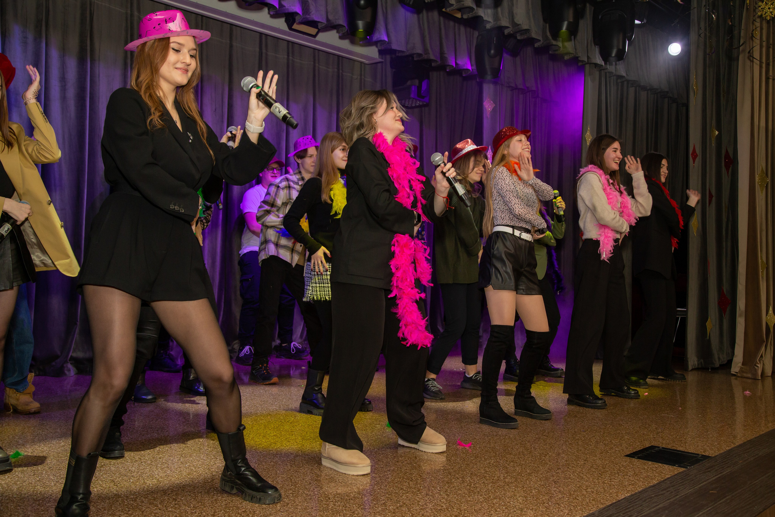 Репортажная съёмка для Домисольки на новый год. «Студия DRONAVT`s» — видеосъёмка и фотография г. Москва