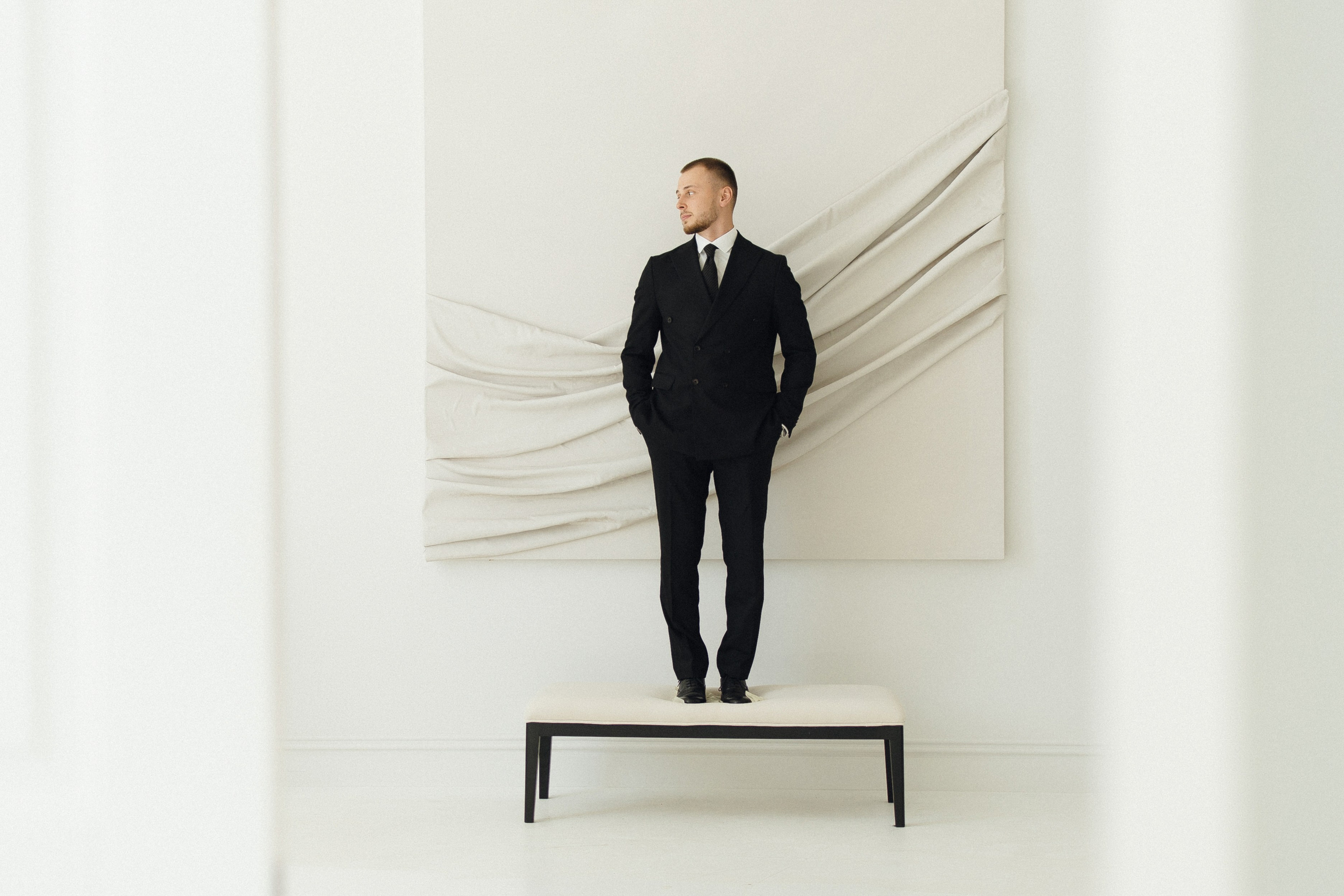 От любви есть только одно средство: любить ещё больше