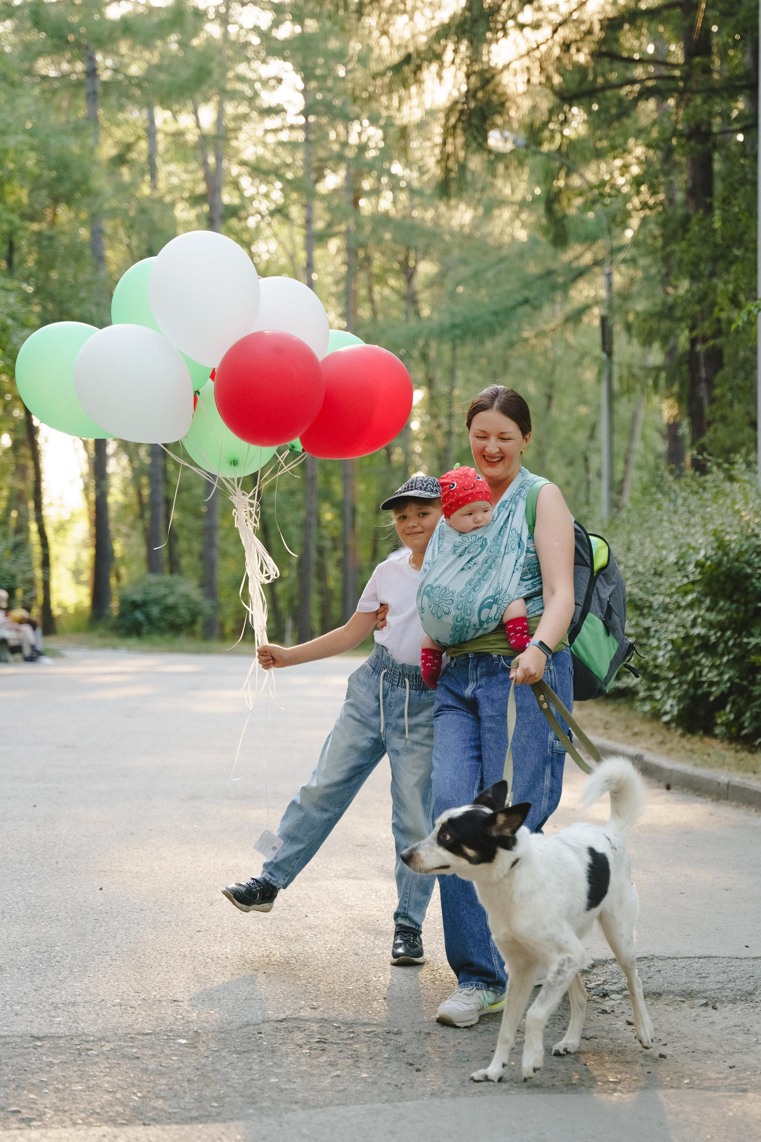 Семейная фотосессия Юли, Мариши и Катерины. Фотограф в детский сад в Екатеринбурге, выпускные альбомы Юлия Умерова