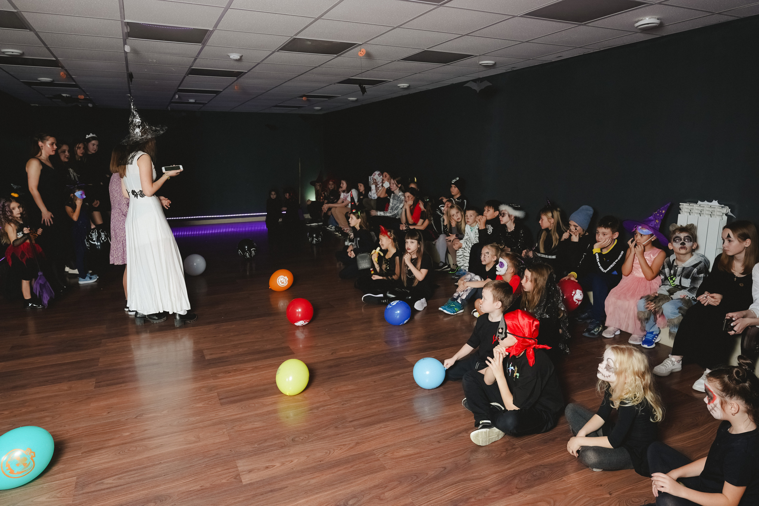 ХЭЛЛУУИН в «CRYSTAL». Фотограф в детский сад в Екатеринбурге, выпускные альбомы Юлия Умерова