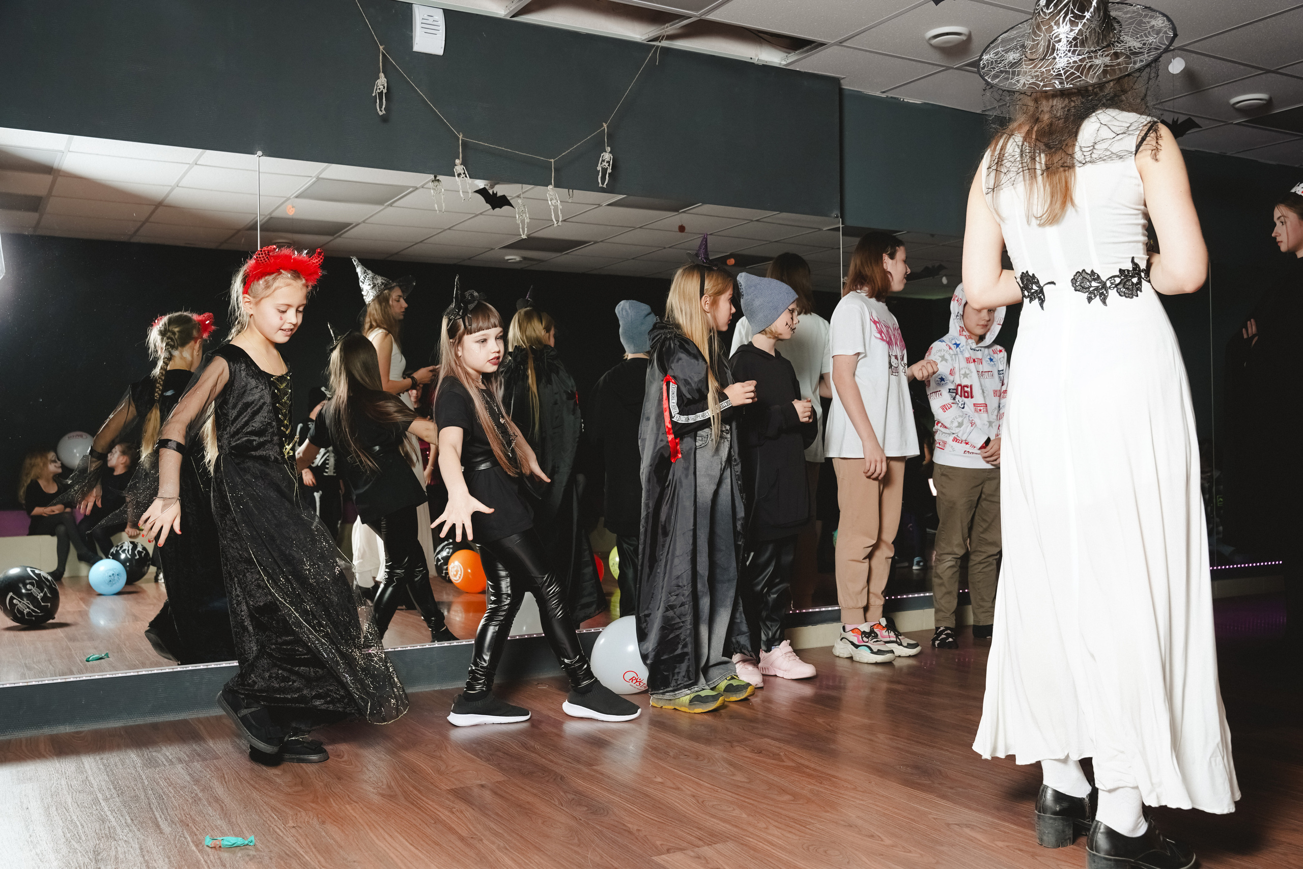 ХЭЛЛУУИН в «CRYSTAL». Фотограф в детский сад в Екатеринбурге, выпускные альбомы Юлия Умерова