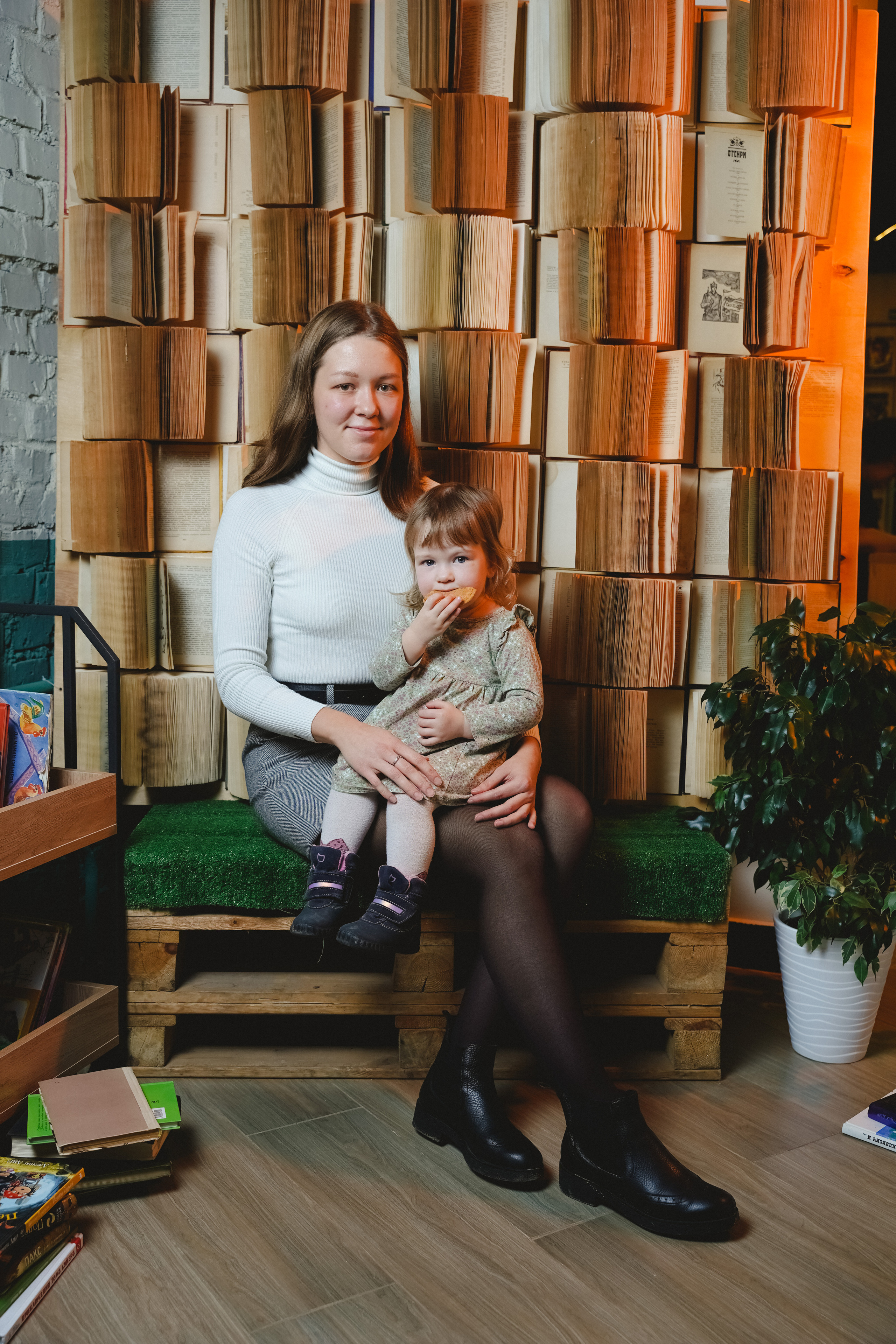 День рождения библиотеки К7!!!. Фотограф в детский сад в Екатеринбурге, выпускные альбомы Юлия Умерова