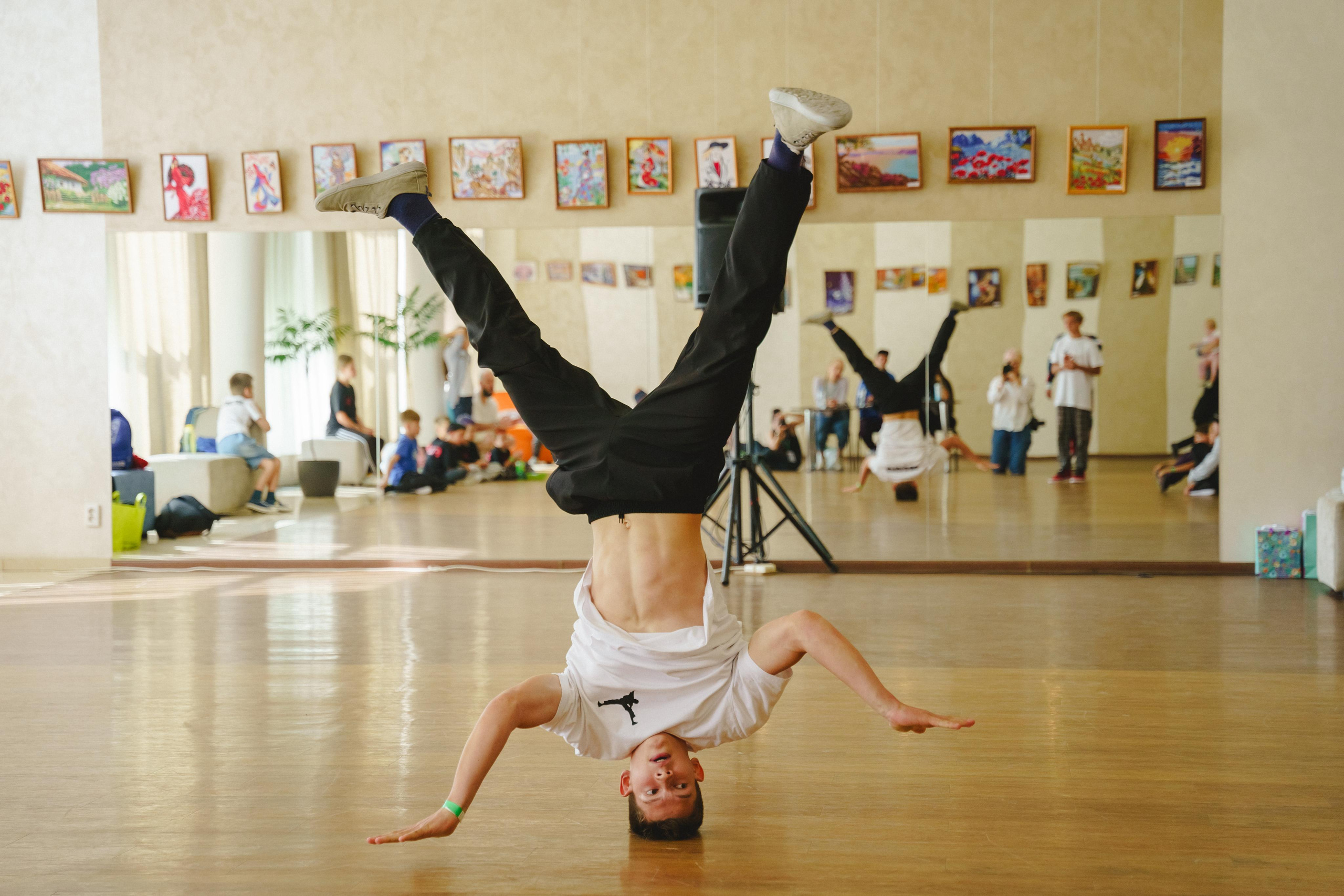 Фестиваль по брейк-дансу. Фотограф в детский сад в Екатеринбурге, выпускные альбомы Юлия Умерова