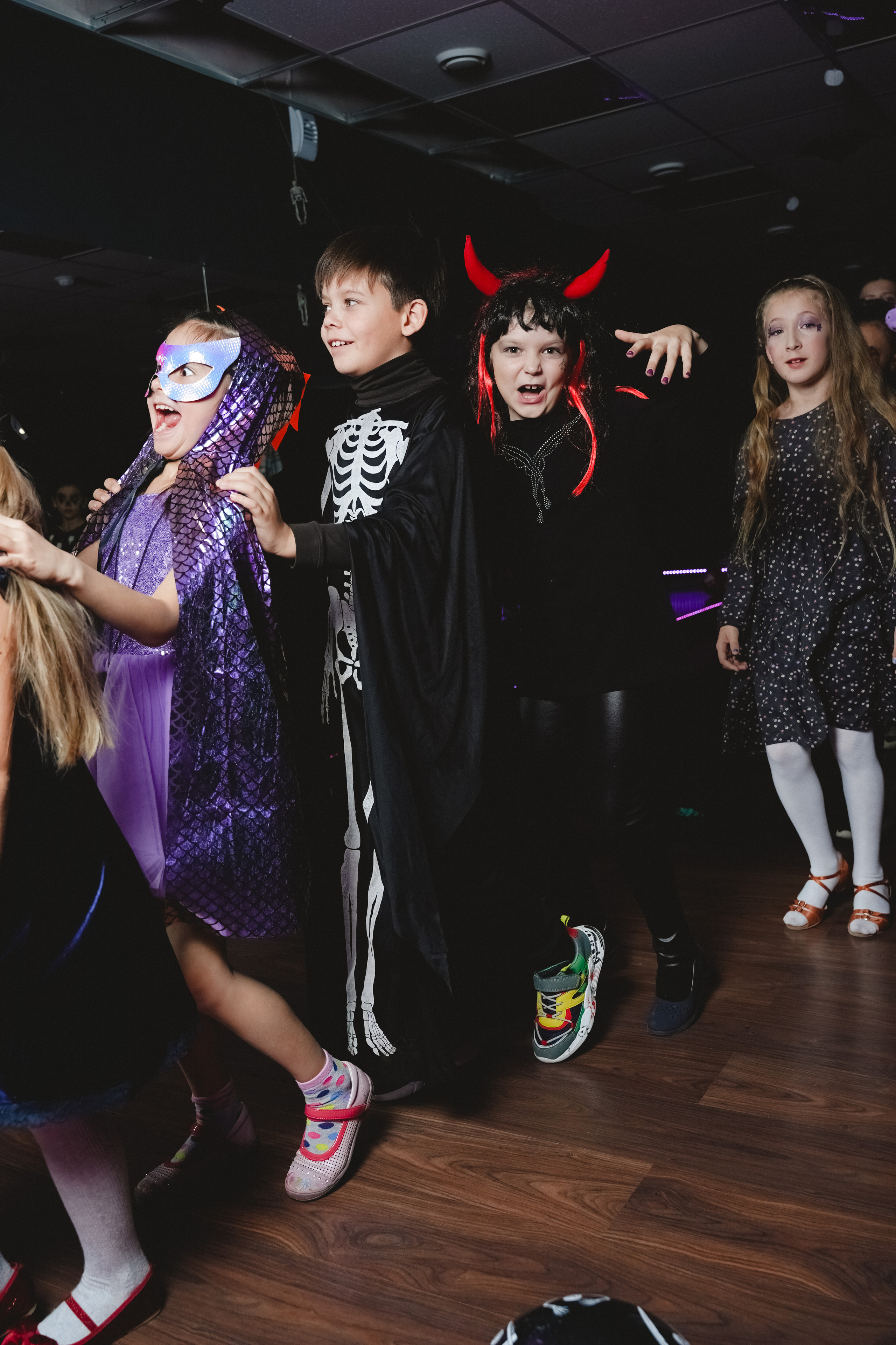 ХЭЛЛУУИН в «CRYSTAL». Фотограф в детский сад в Екатеринбурге, выпускные альбомы Юлия Умерова