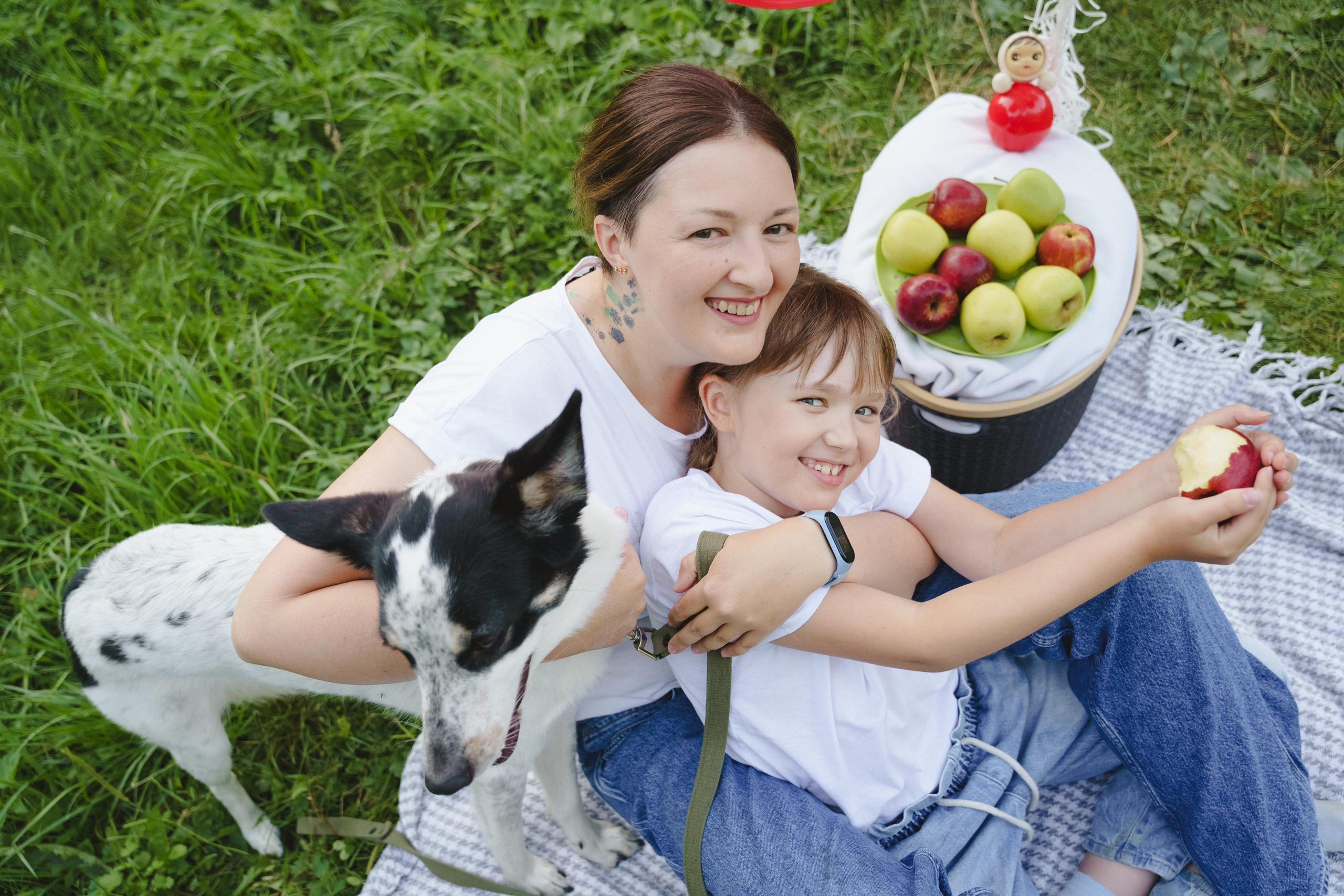 Семейная фотосессия Юли, Мариши и Катерины. Фотограф в детский сад в Екатеринбурге, выпускные альбомы Юлия Умерова