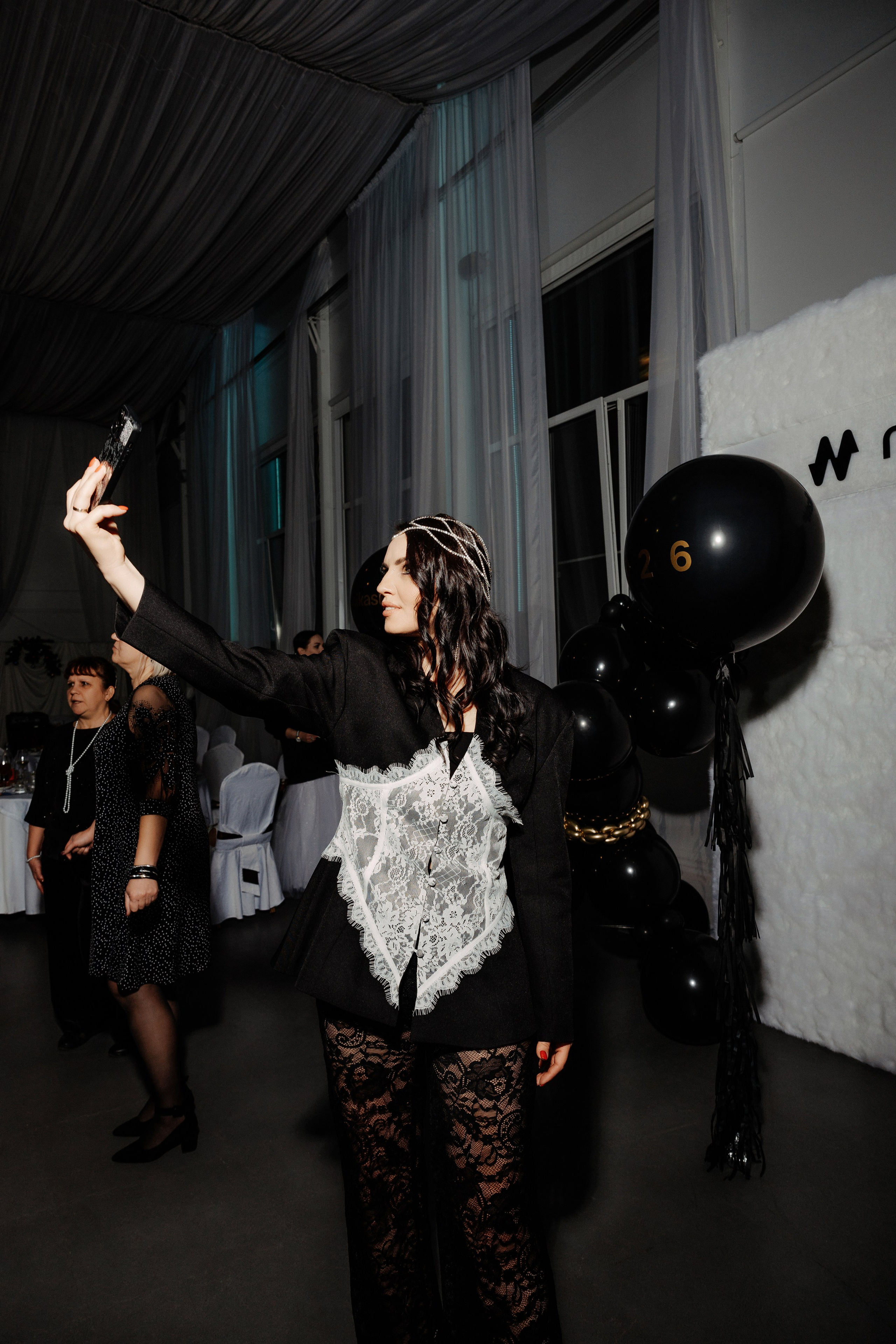 Анонс фото новогоднего корпоратива Nikastyle 2026 от фотографа во Владимире Евгений Топаз. Свадебный фотограф во Владимире Евгений Топаз